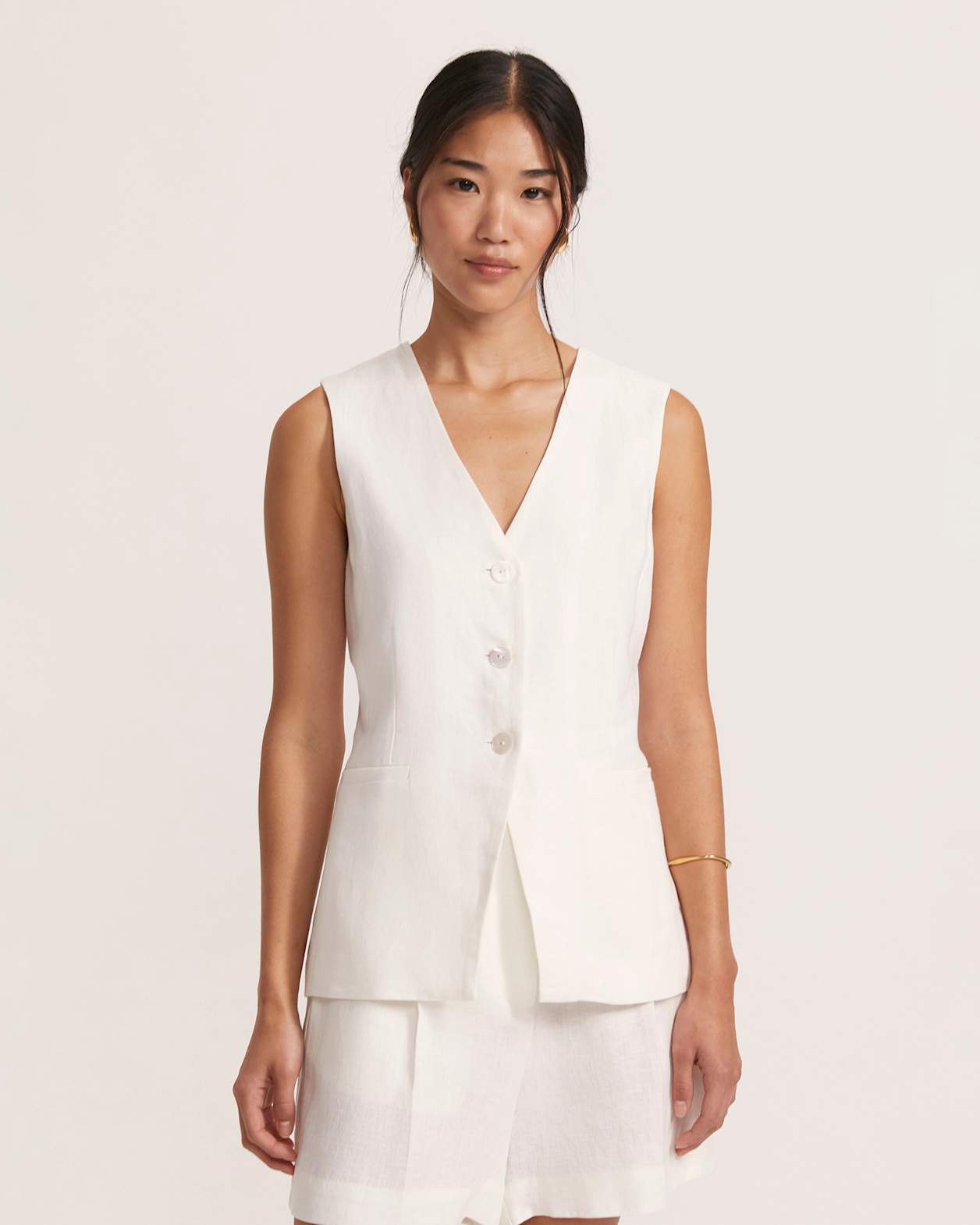 Lila Linen Vest in WHITE