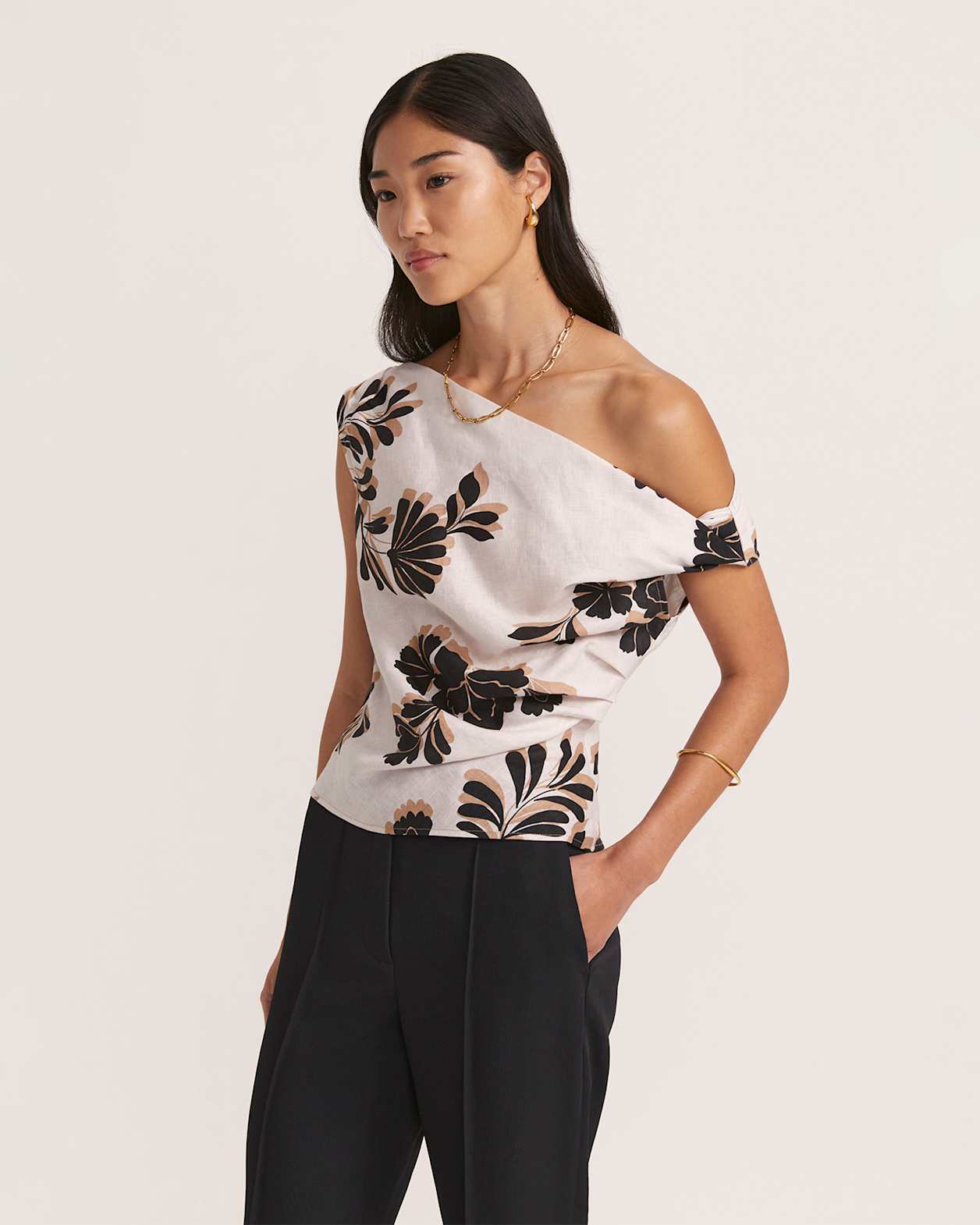 Ribbon Floral Off Shoulder Linen Top in MULTI