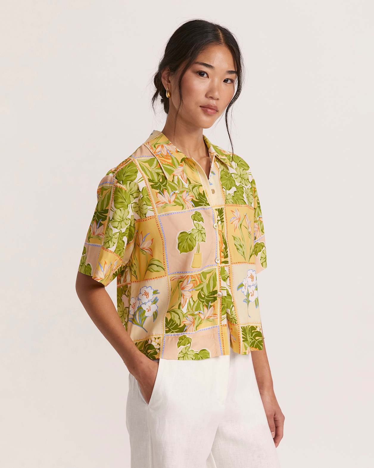 Paloma Short Sleeve Cropped Shirt in MULTI