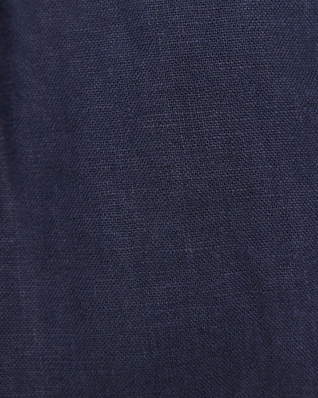 Wade Pleat Front Short in NAVY
