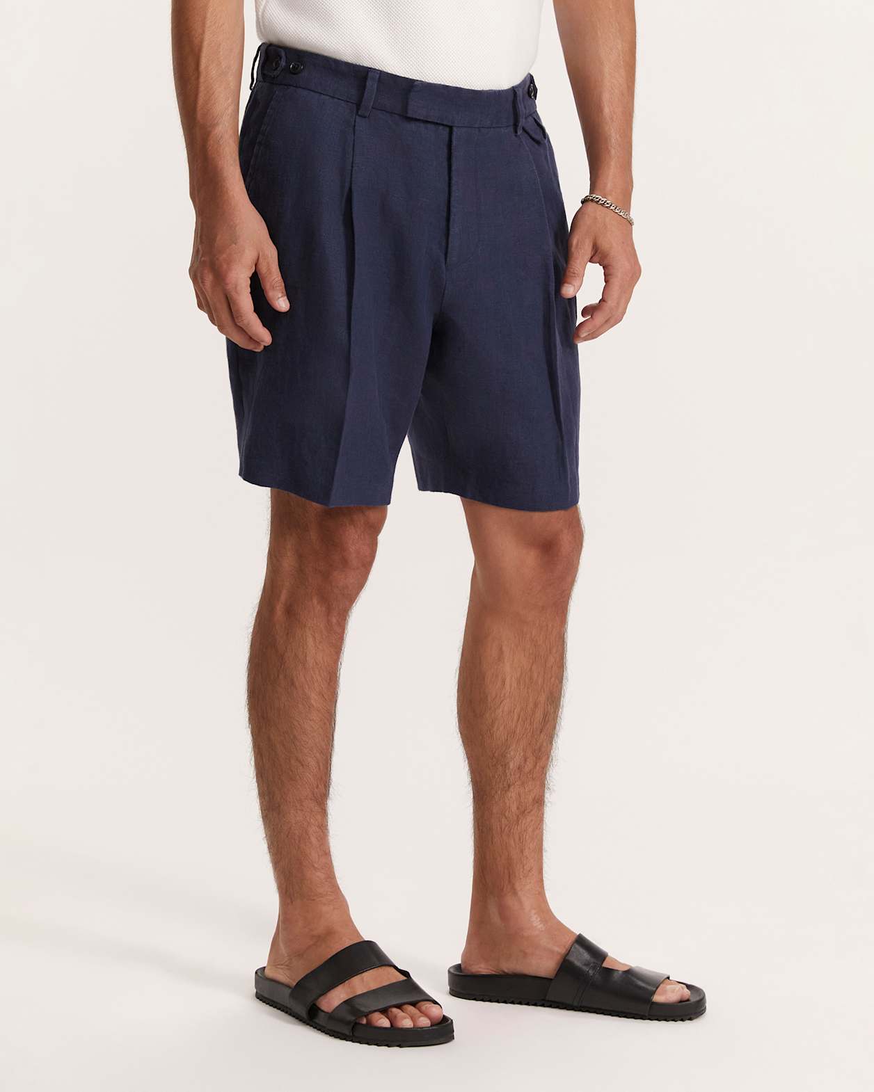 Wade Pleat Front Short in NAVY