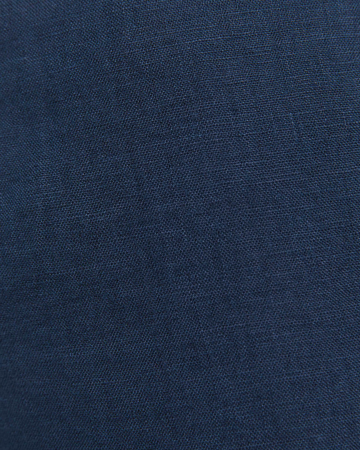 Luca Linen Short in DARK BLUE
