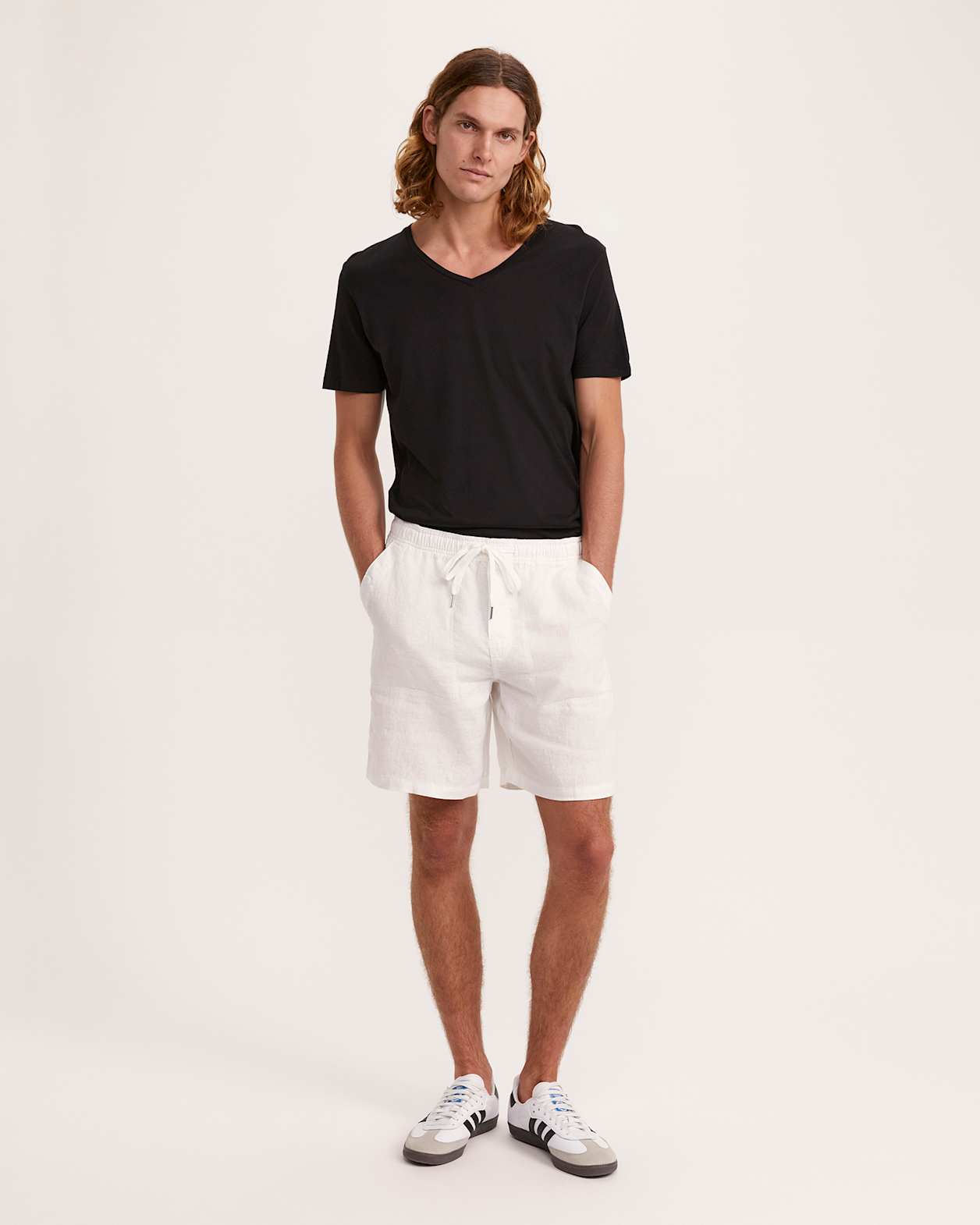 Kent Linen Short in WHITE