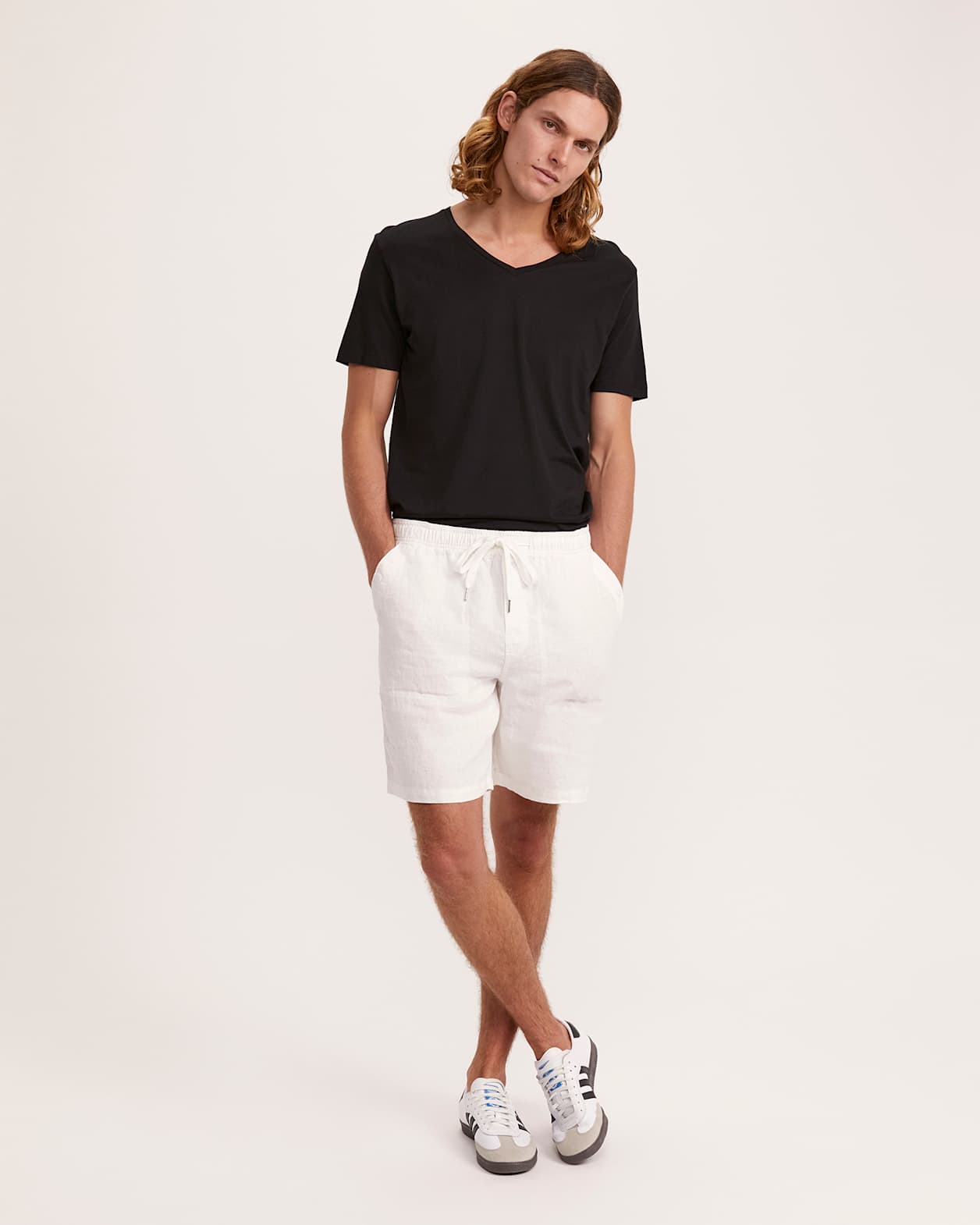 Kent Linen Short in WHITE