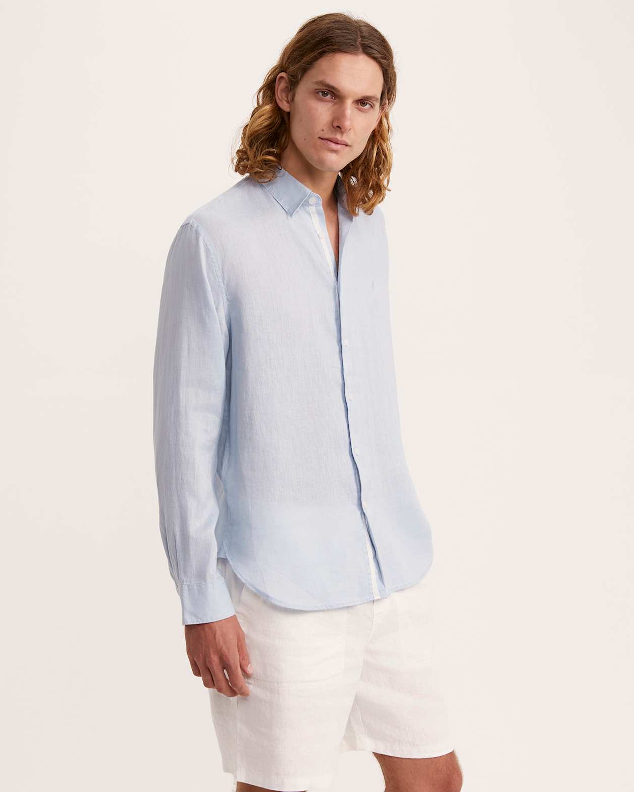 Noah Lightweight Linen Shirt in LIGHT BLUE