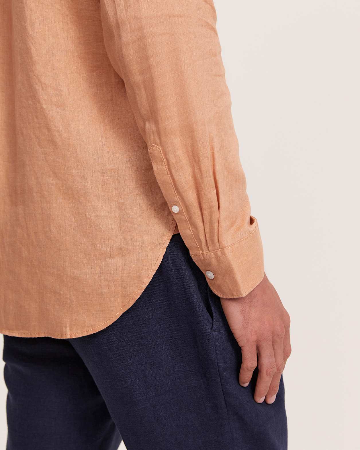 Noah Lightweight Linen Shirt in CLAY
