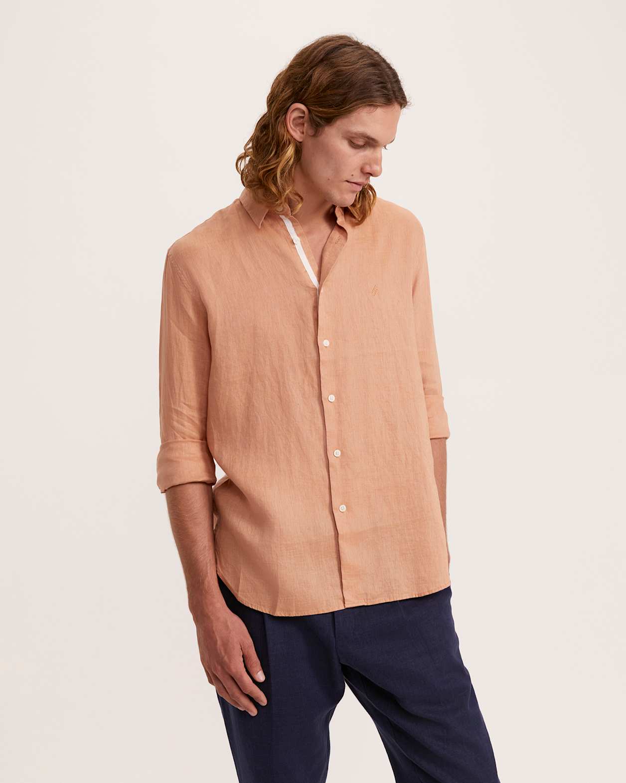 Noah Lightweight Linen Shirt in CLAY