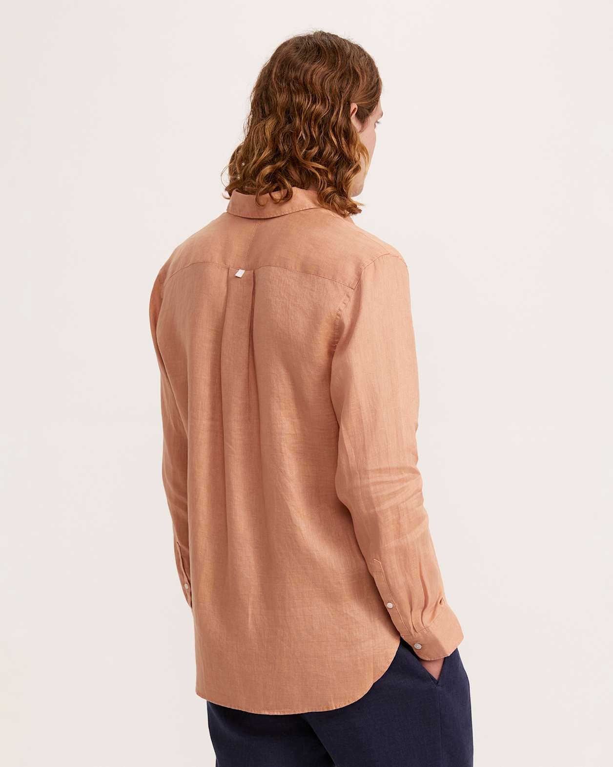 Noah Lightweight Linen Shirt in CLAY
