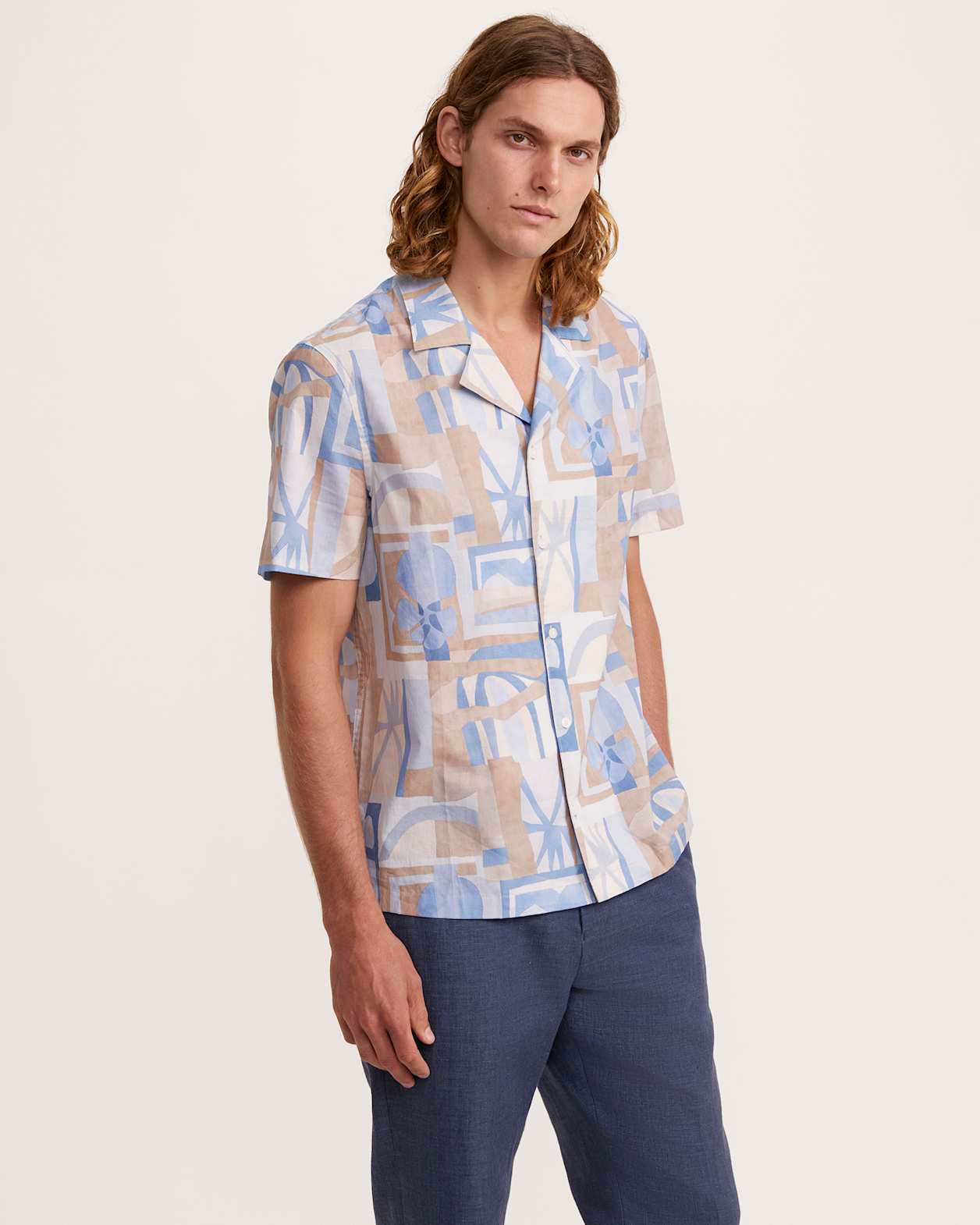 Wallis Short Sleeve Resort Print Cotton Shirt in BLUE/YELLOW