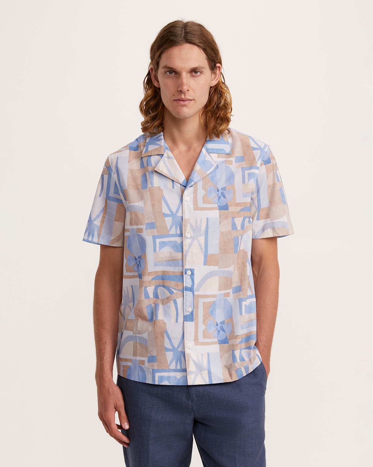 Wallis Short Sleeve Resort Print Cotton Shirt in BLUE/YELLOW