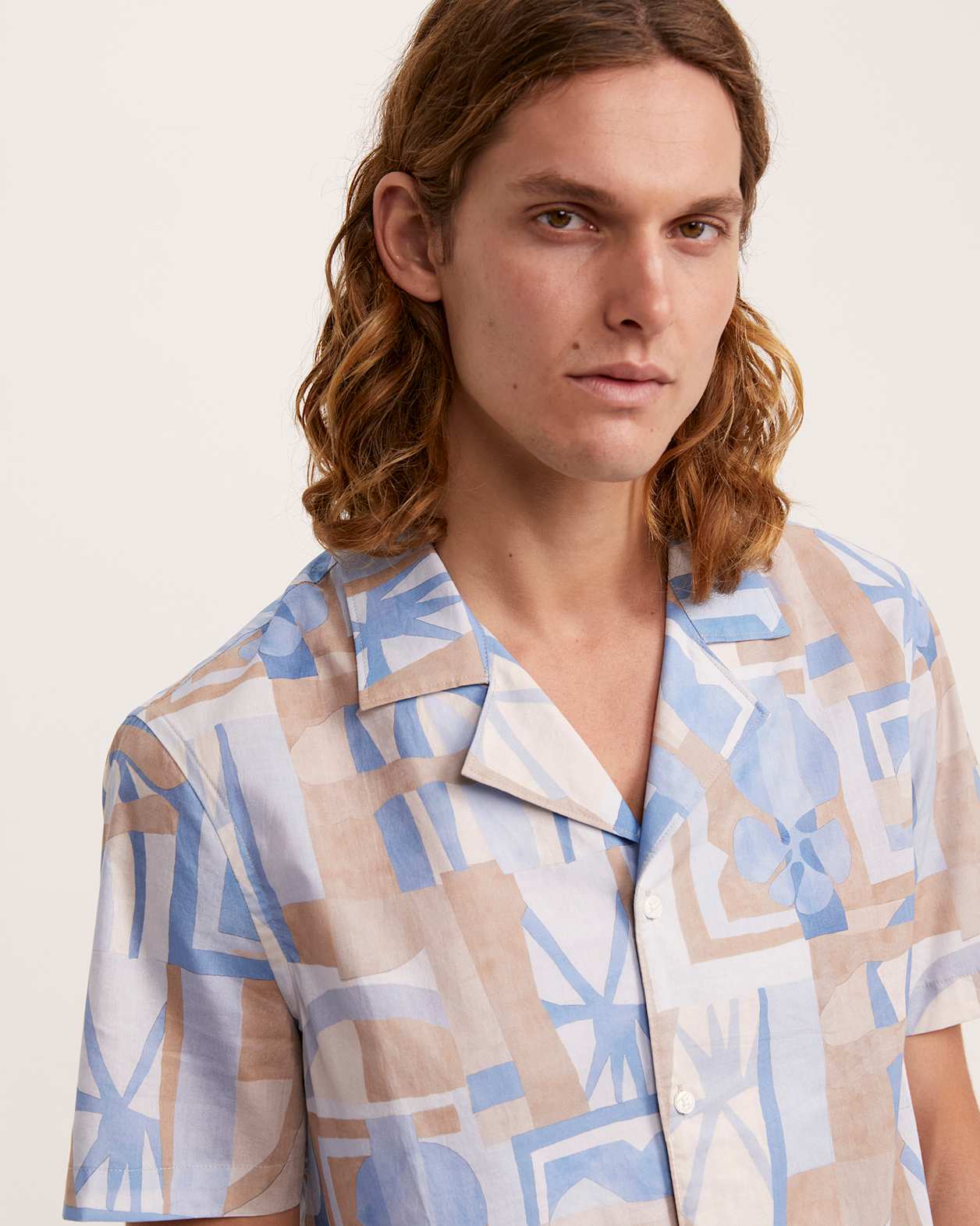 Wallis Short Sleeve Resort Print Cotton Shirt in BLUE/YELLOW