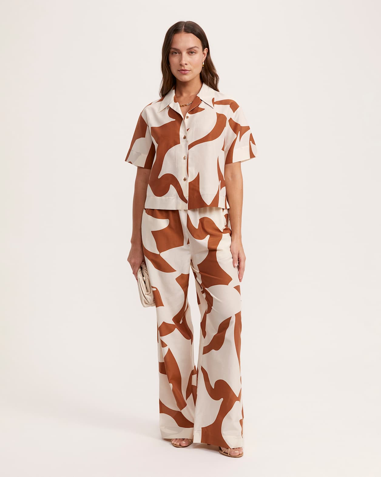 Tyler Silk Cotton Short Sleeve Cropped Shirt in MULTI