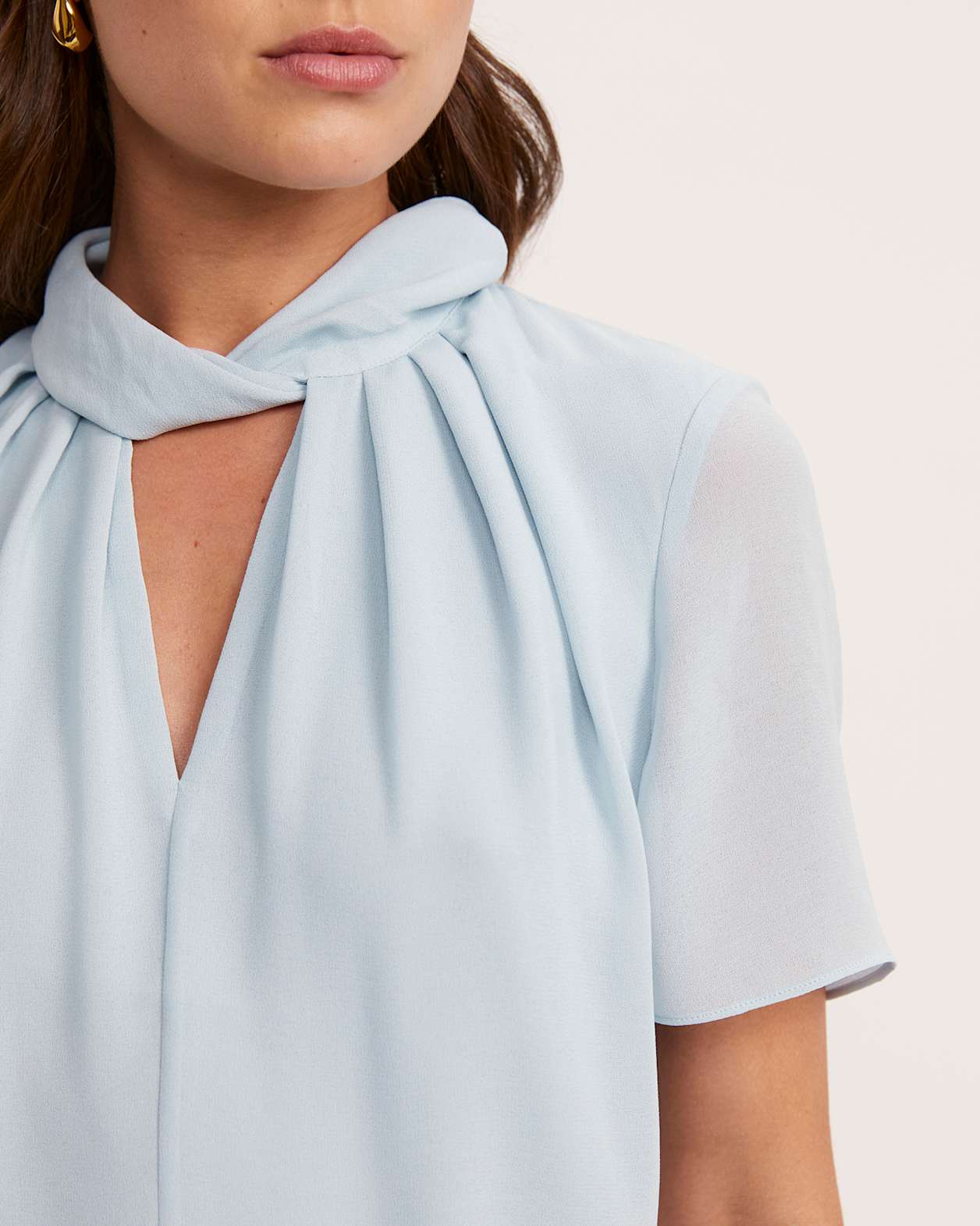 Willa Twist Neck Top in PALE BLUE
