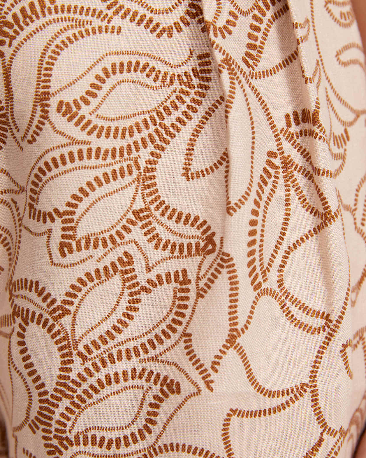 Juni Linen Pleat Front Short in MULTI