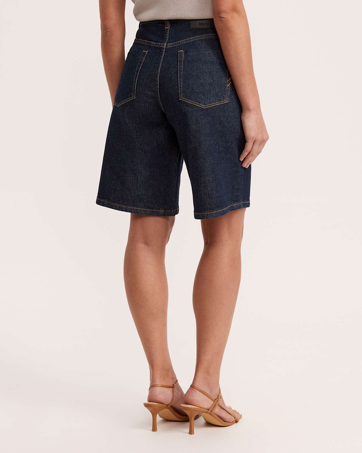 Ava Denim Long Short in BLUE/BLACK WASH