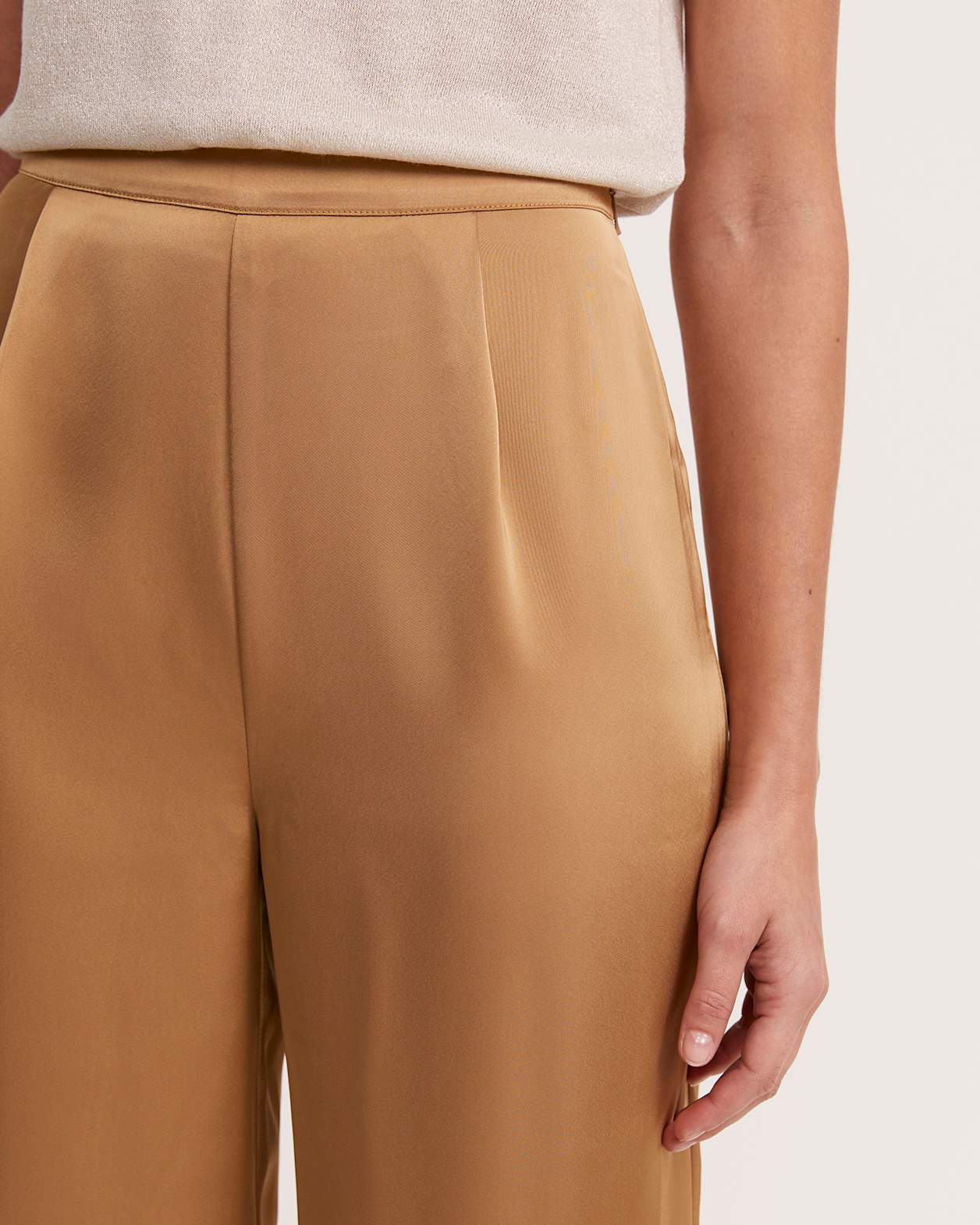 Jayde Wide Leg Pant in GOLD