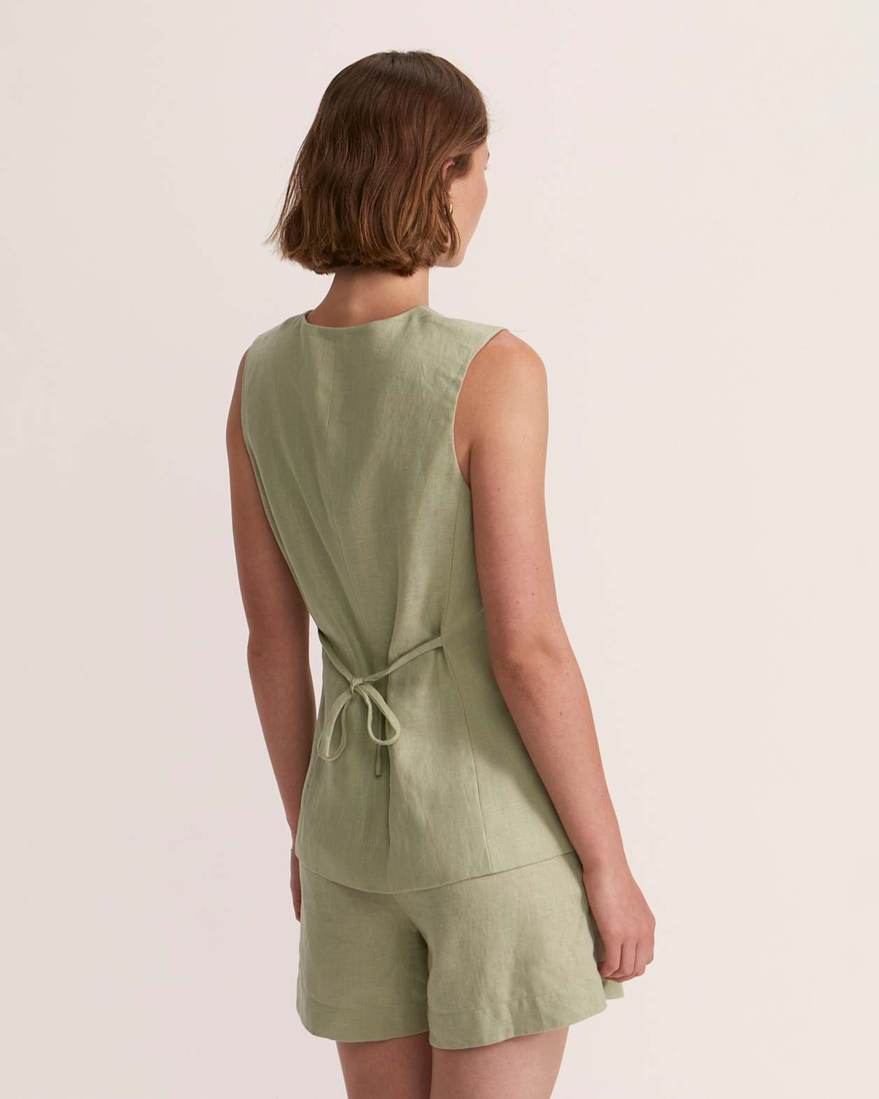 Lila Linen Vest in SAGE