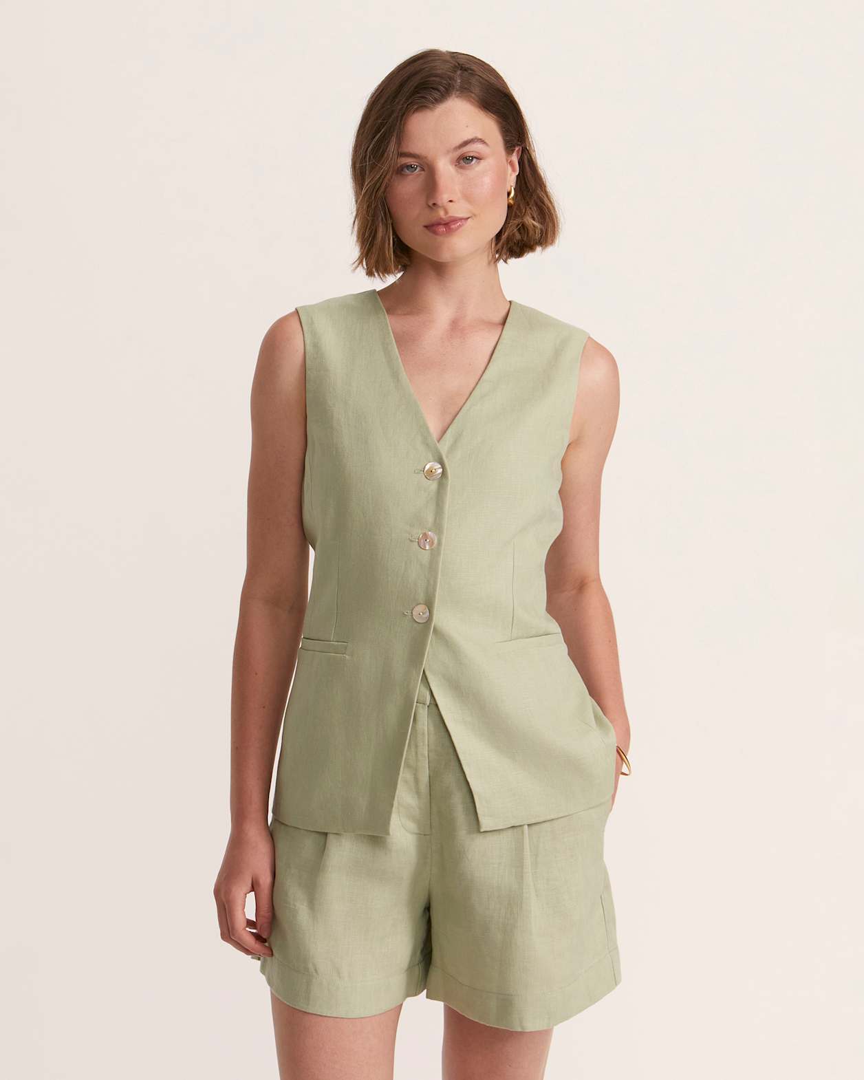 Lila Linen Vest in SAGE