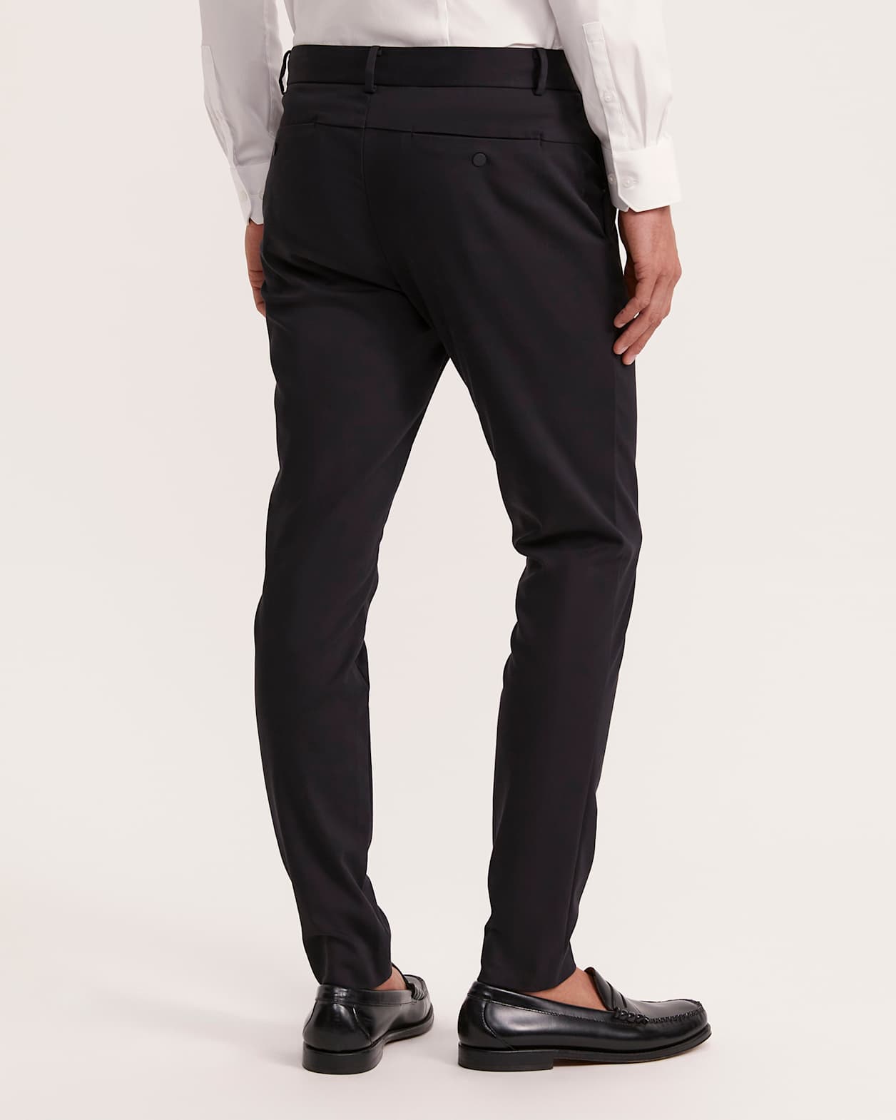 Judd Slim Dress Chino Pant in BLACK