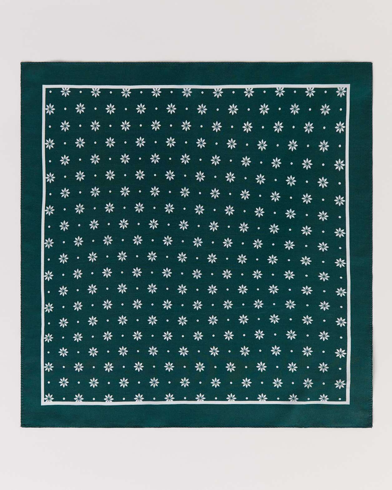 Mini Geo Silk Pocket Square in GREEN