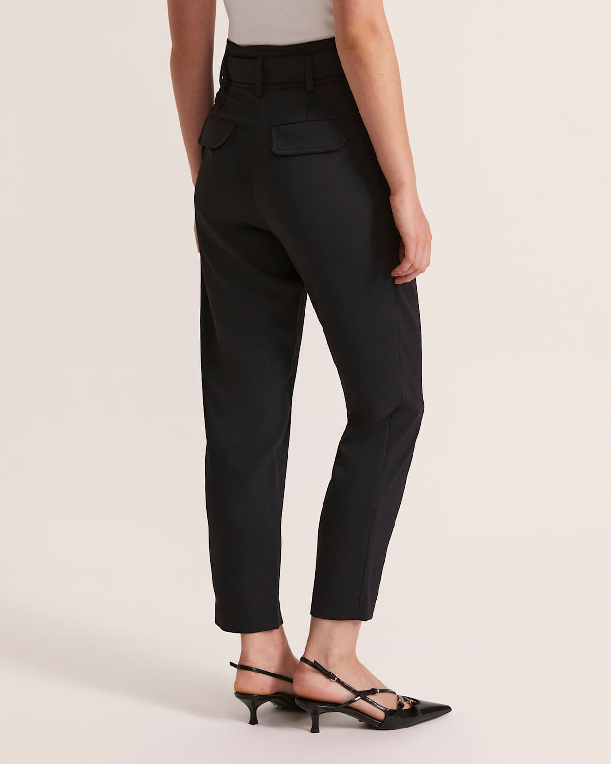 Dharma Belted Pant in BLACK