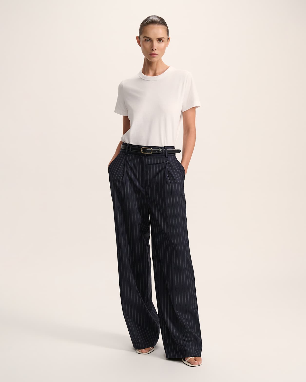 Polly Pinstripe Wool Blend Pleat Front Pant in NAVY/IVORY