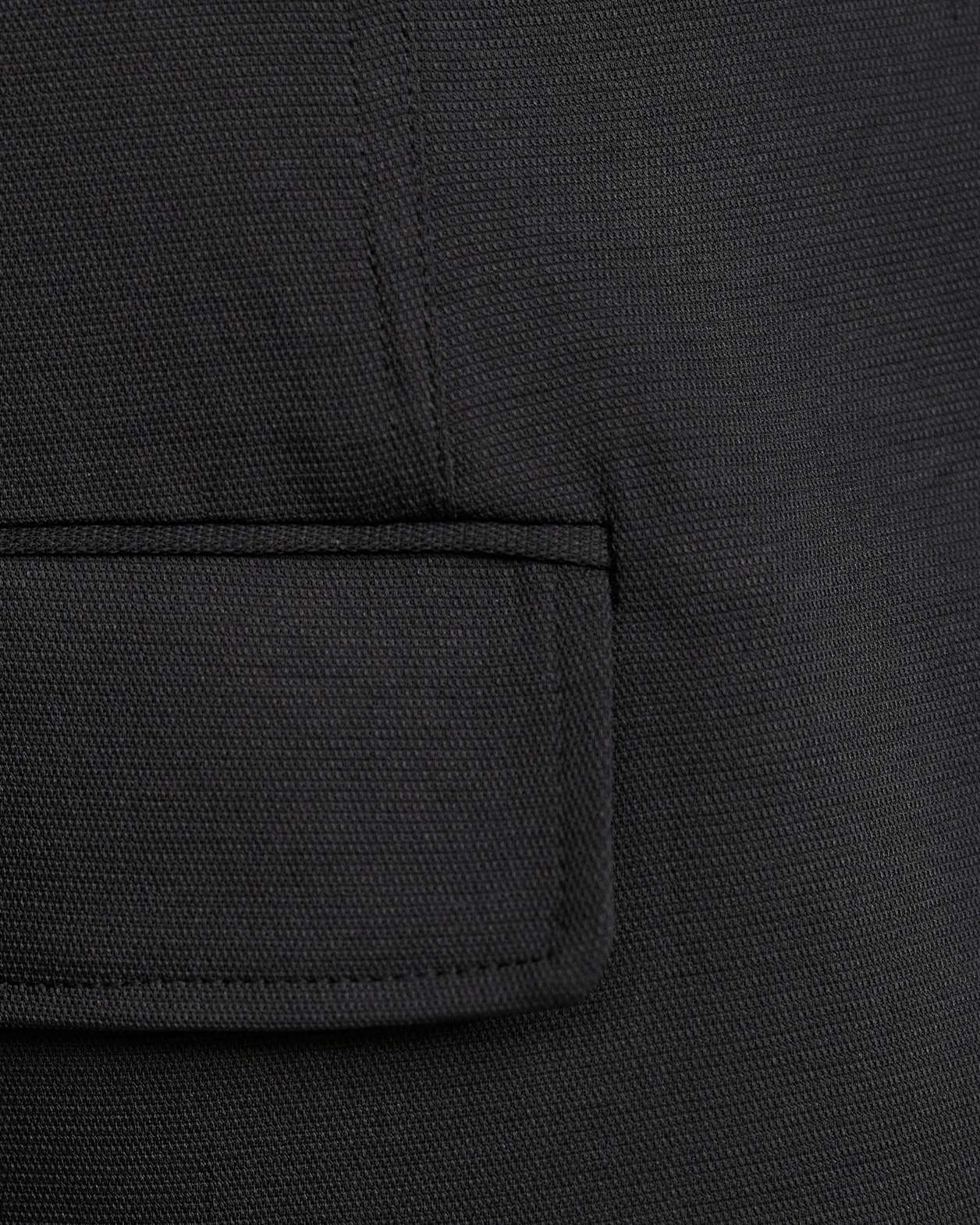 Dharma Stitch Detail Blazer in BLACK
