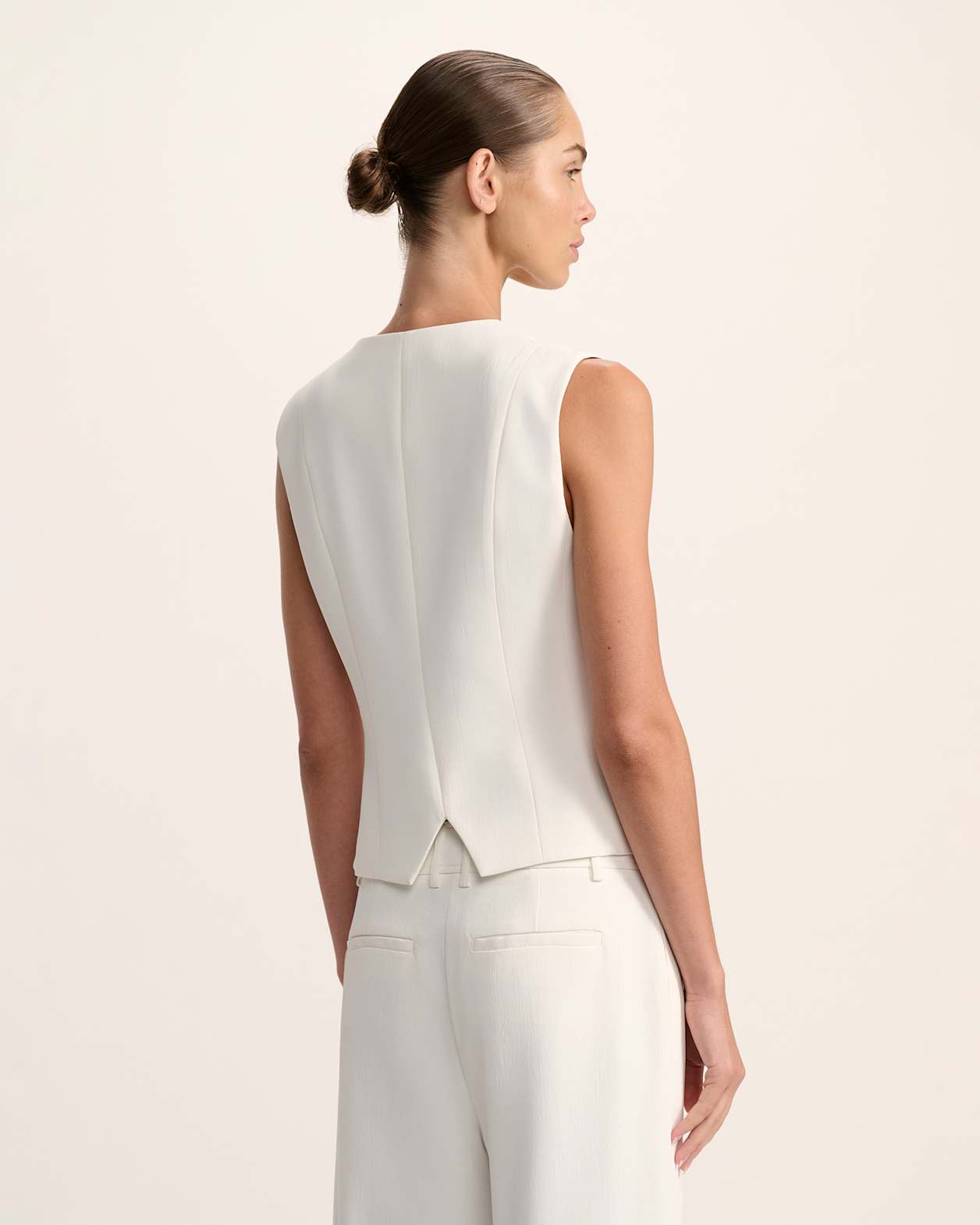 Dharma Vest in ALABASTER