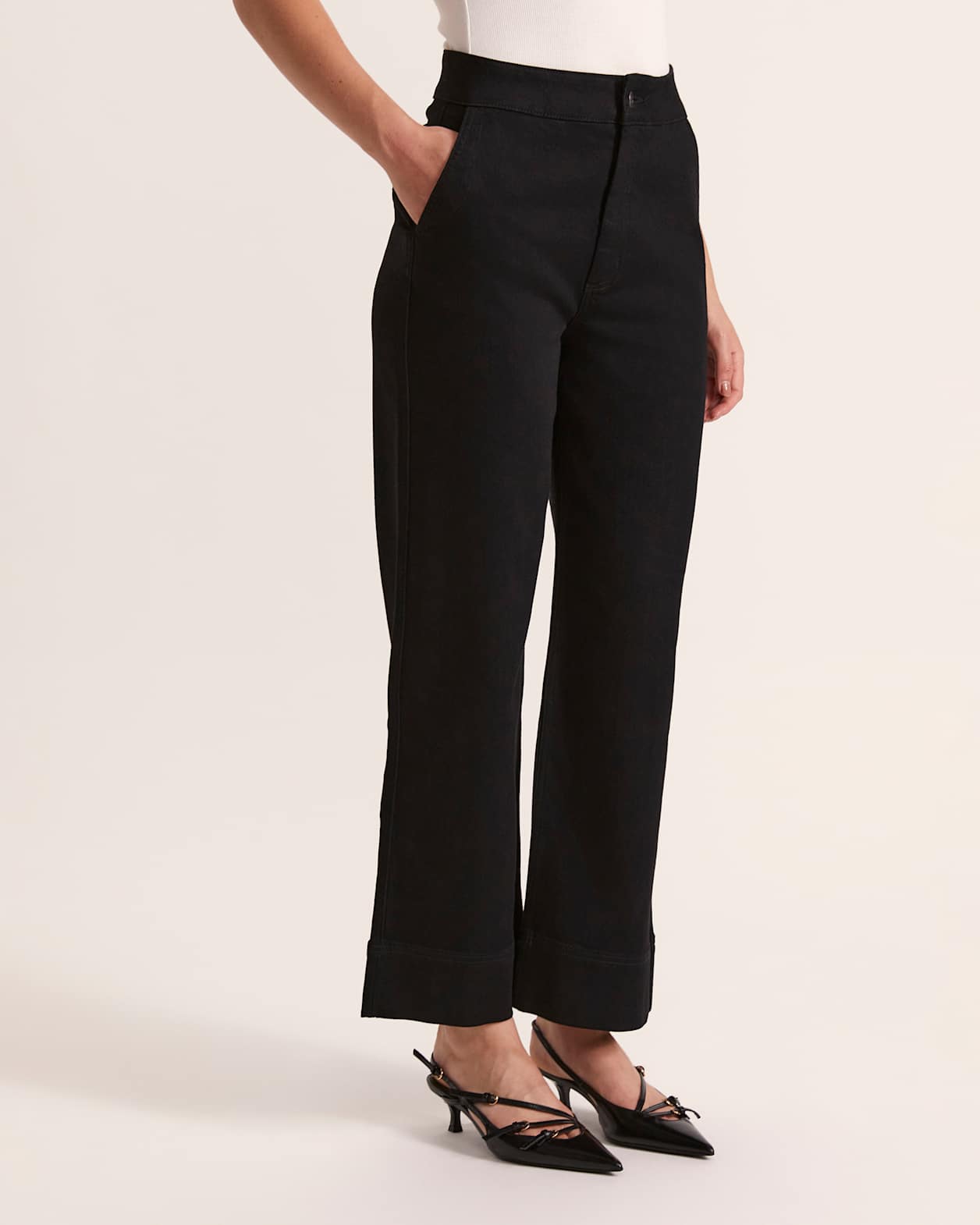 Ava Cropped Wide Leg Jean in BLACK