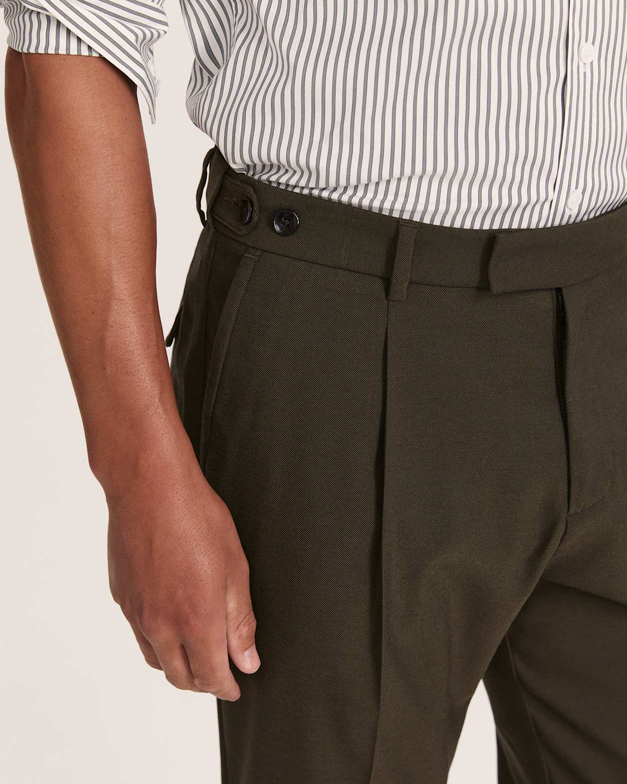 Henry Item Pant in DARK KHAKI