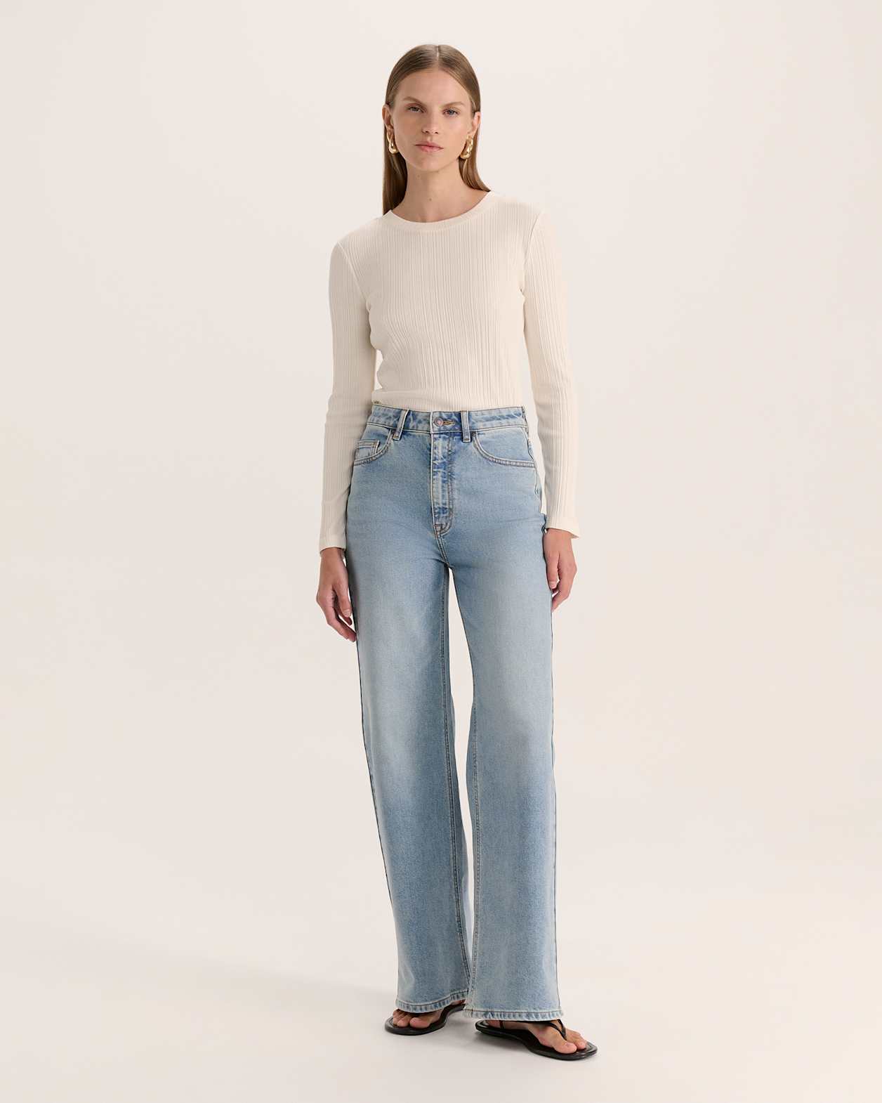 Ava Full Length Jean in LIGHT DENIM