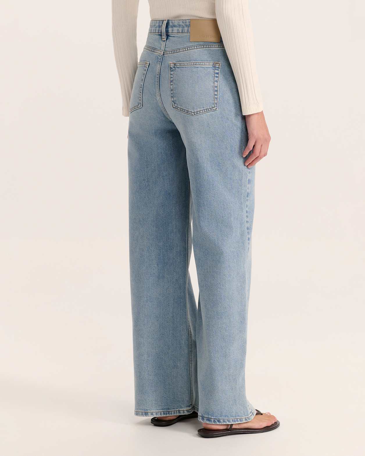 Ava Full Length Jean in LIGHT DENIM