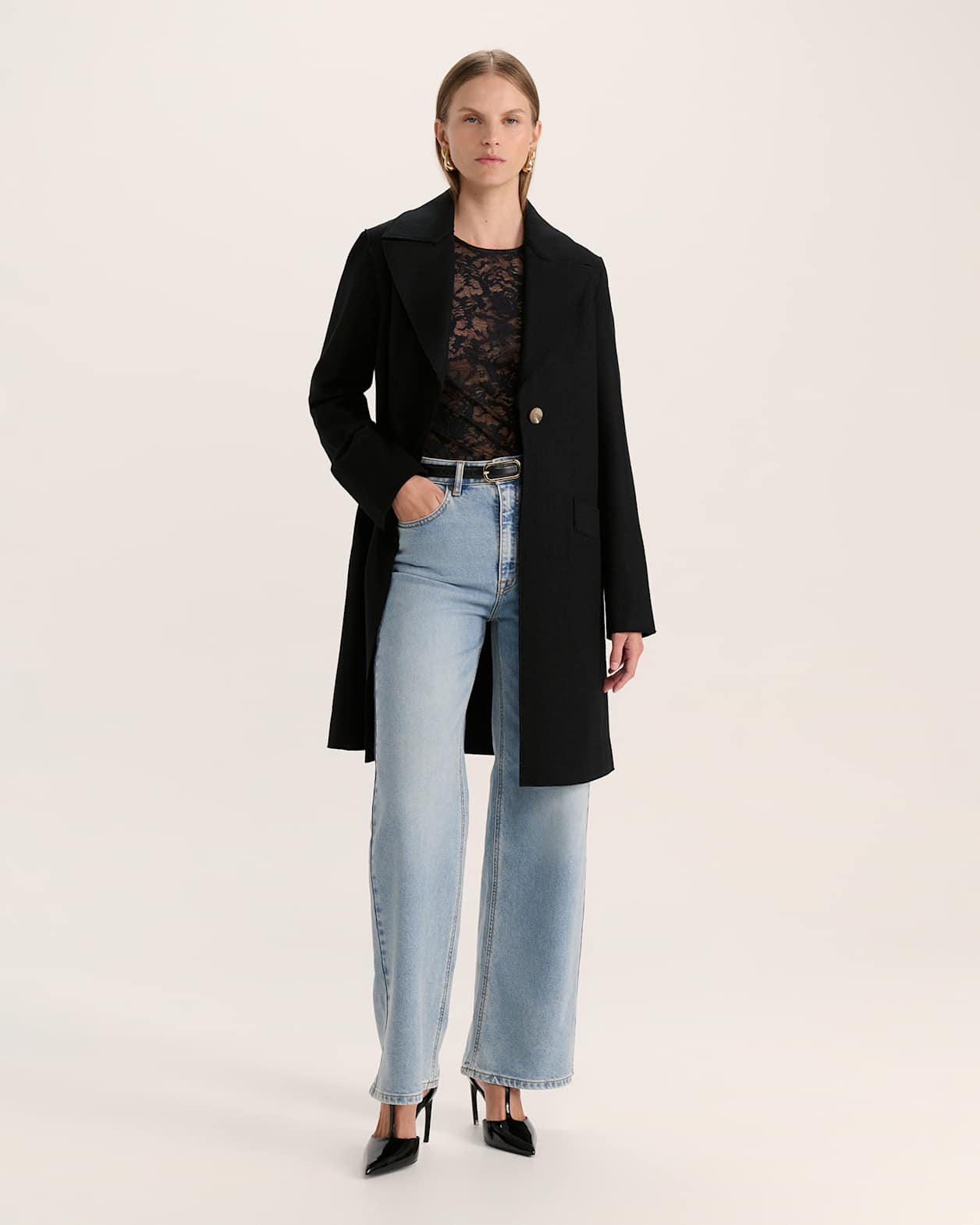 Karla Wool Short Coat in BLACK