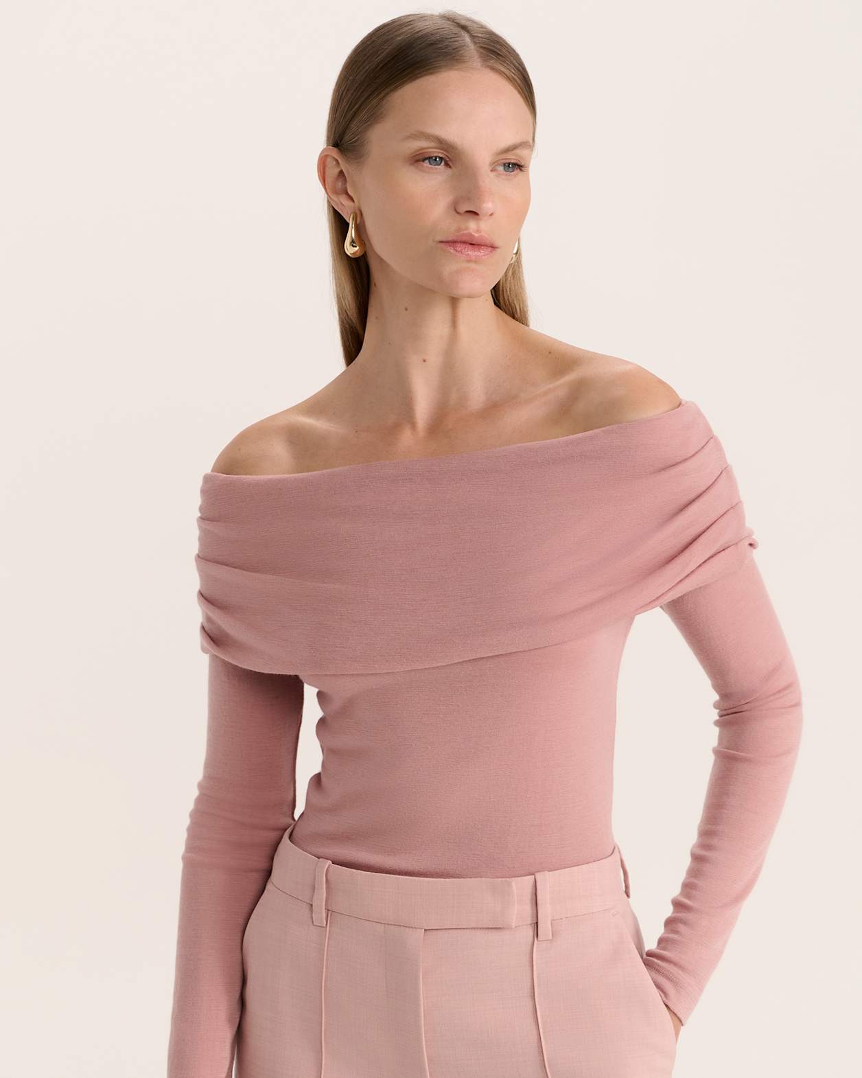 Coco Off Shoulder Long Sleeve Wool Top in PINK SALT