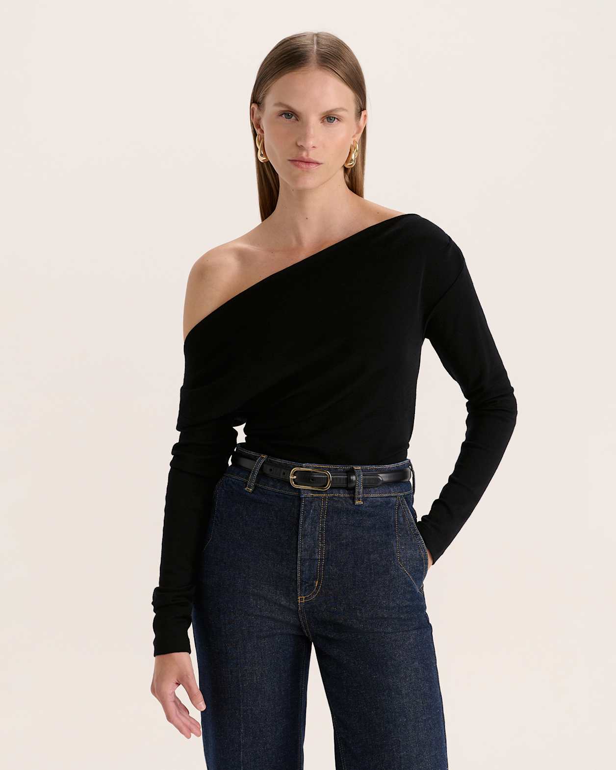 Coco Wool Boat Neck Top in BLACK