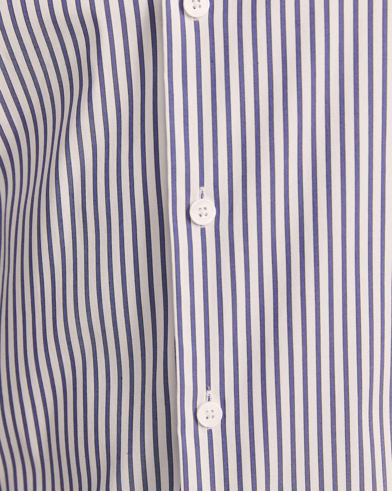 Calvin Long Sleeve Slim Stripe Shirt in NAVY/WHITE