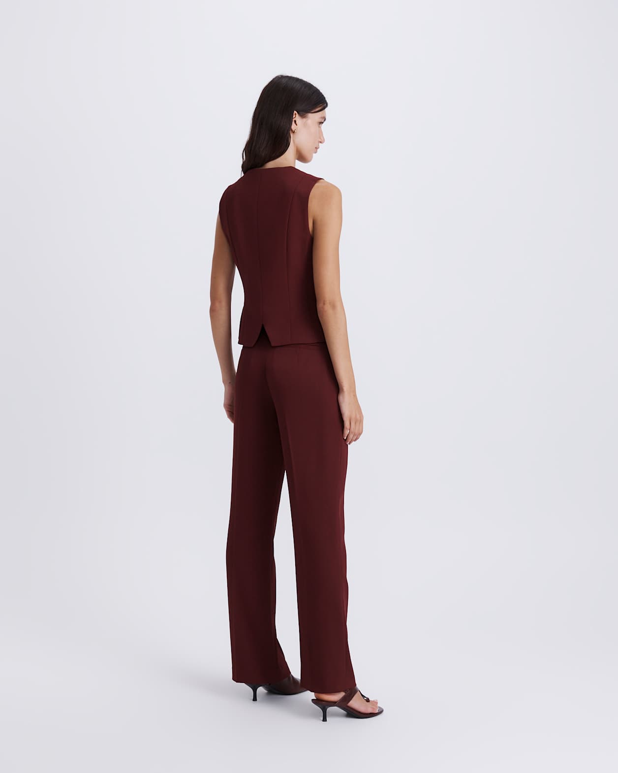 Dharma Vest in BERRY
