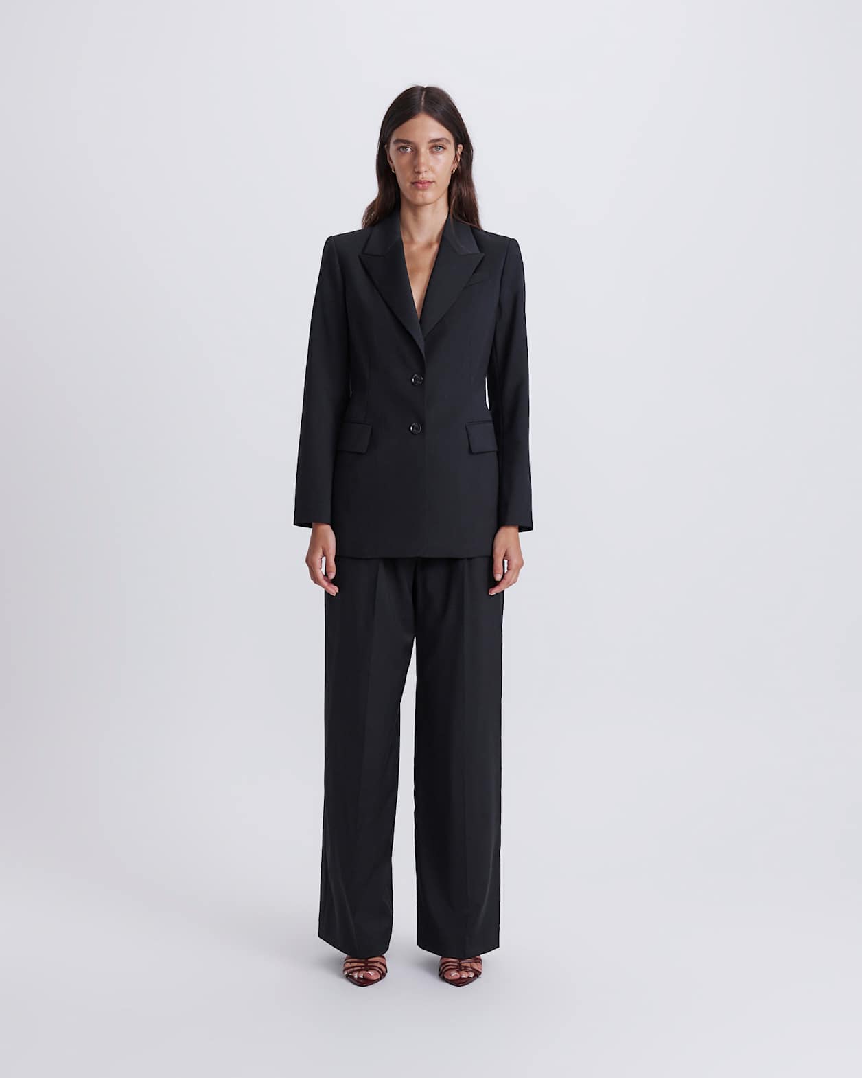 Suki Classic Wool Blazer in BLACK
