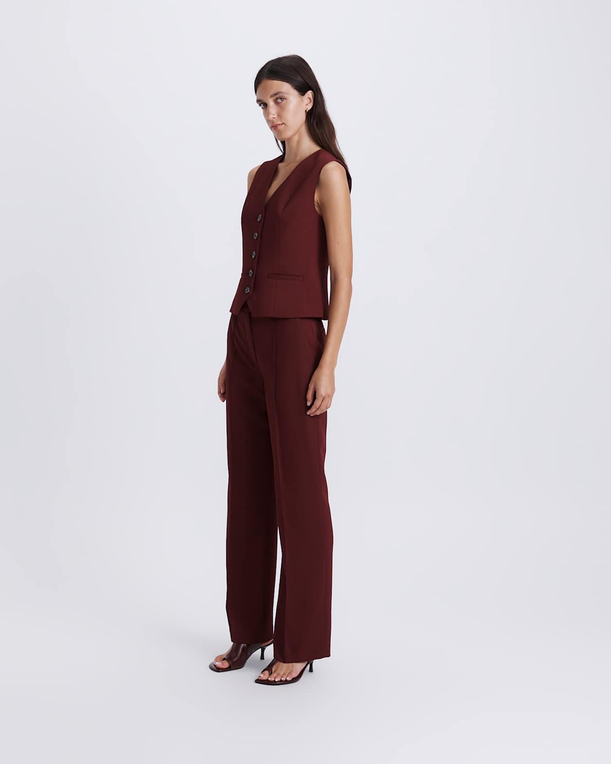 Dharma Vest in BERRY