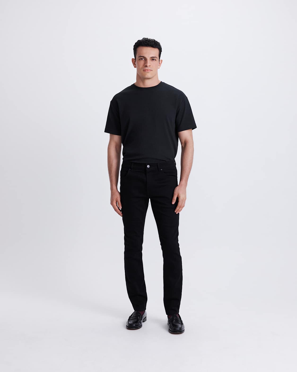 Riley Skinny Jean in BLACK