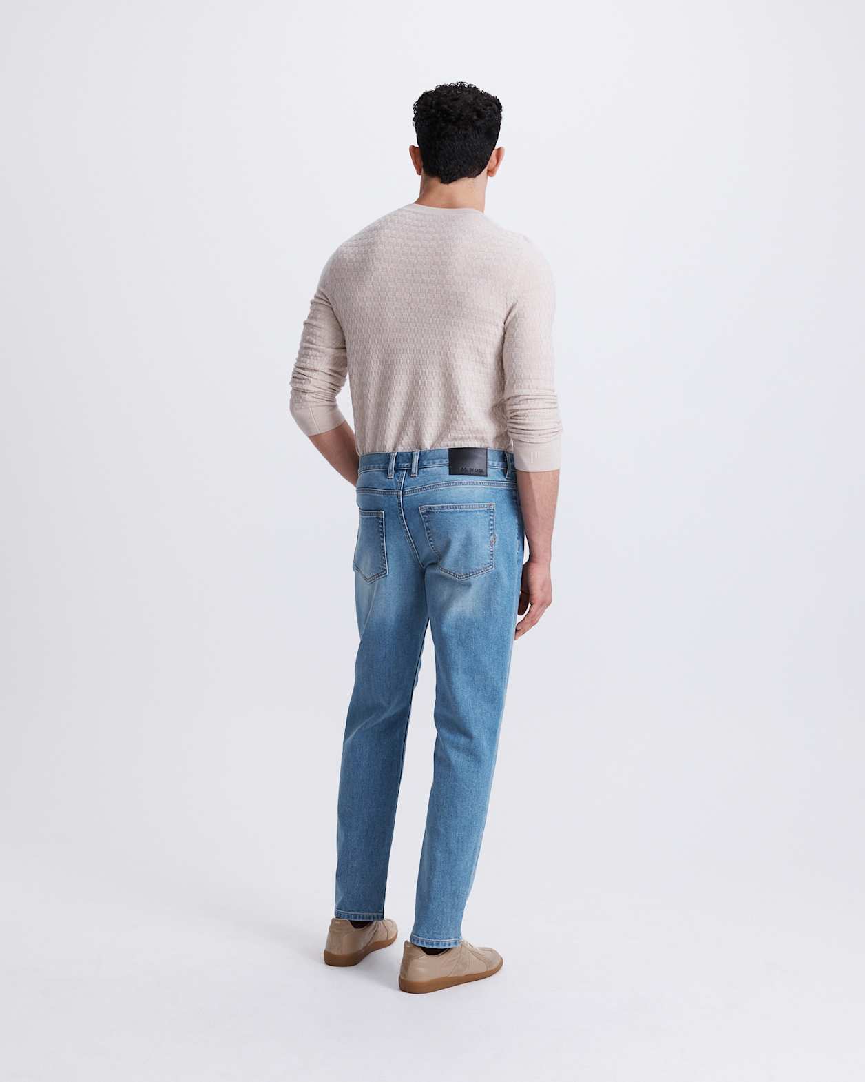 Cooper Straight Leg Jean in LIGHT WASH