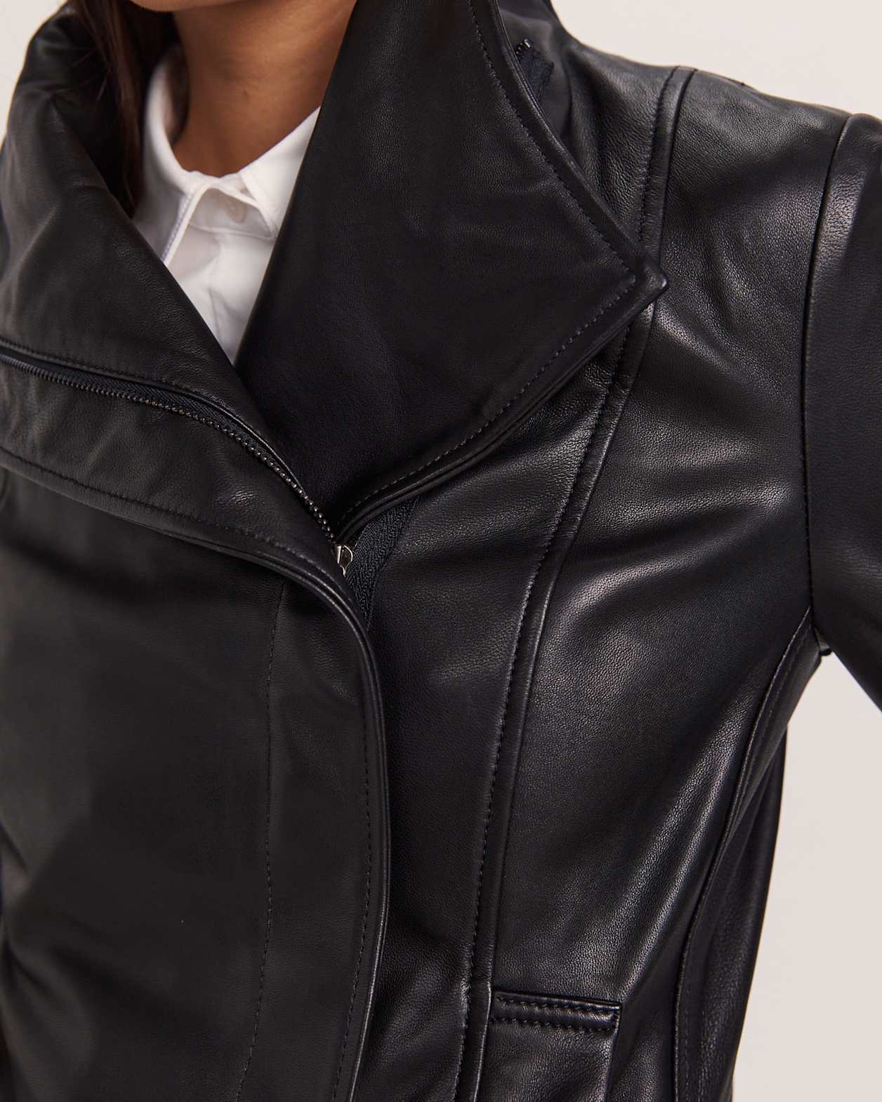 Lola Leather Jacket in BLACK