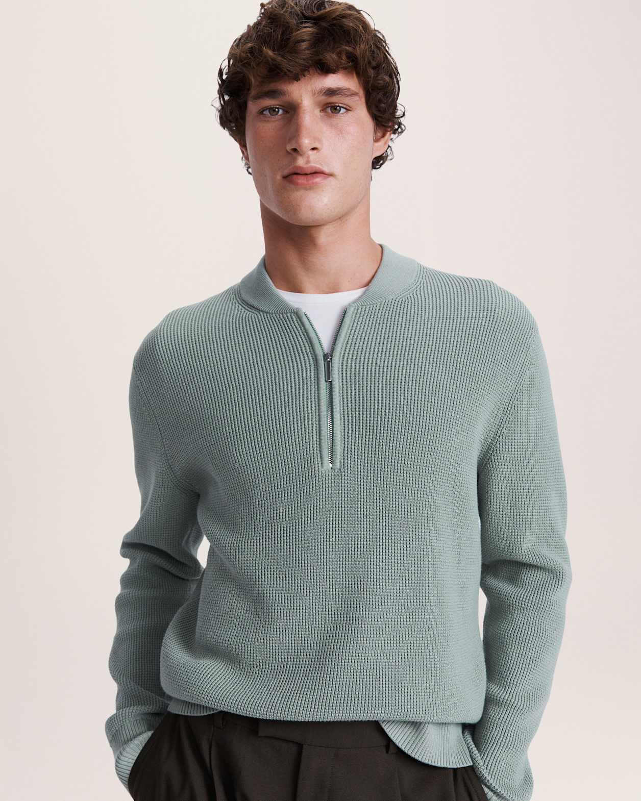 Angus Quarter Zip Knit in MINT