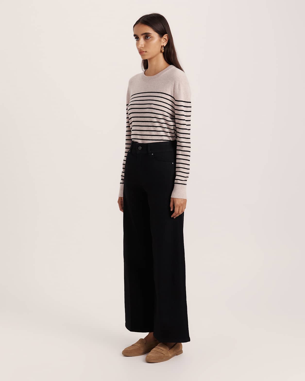 Anna Straight Leg Jean in BLACK