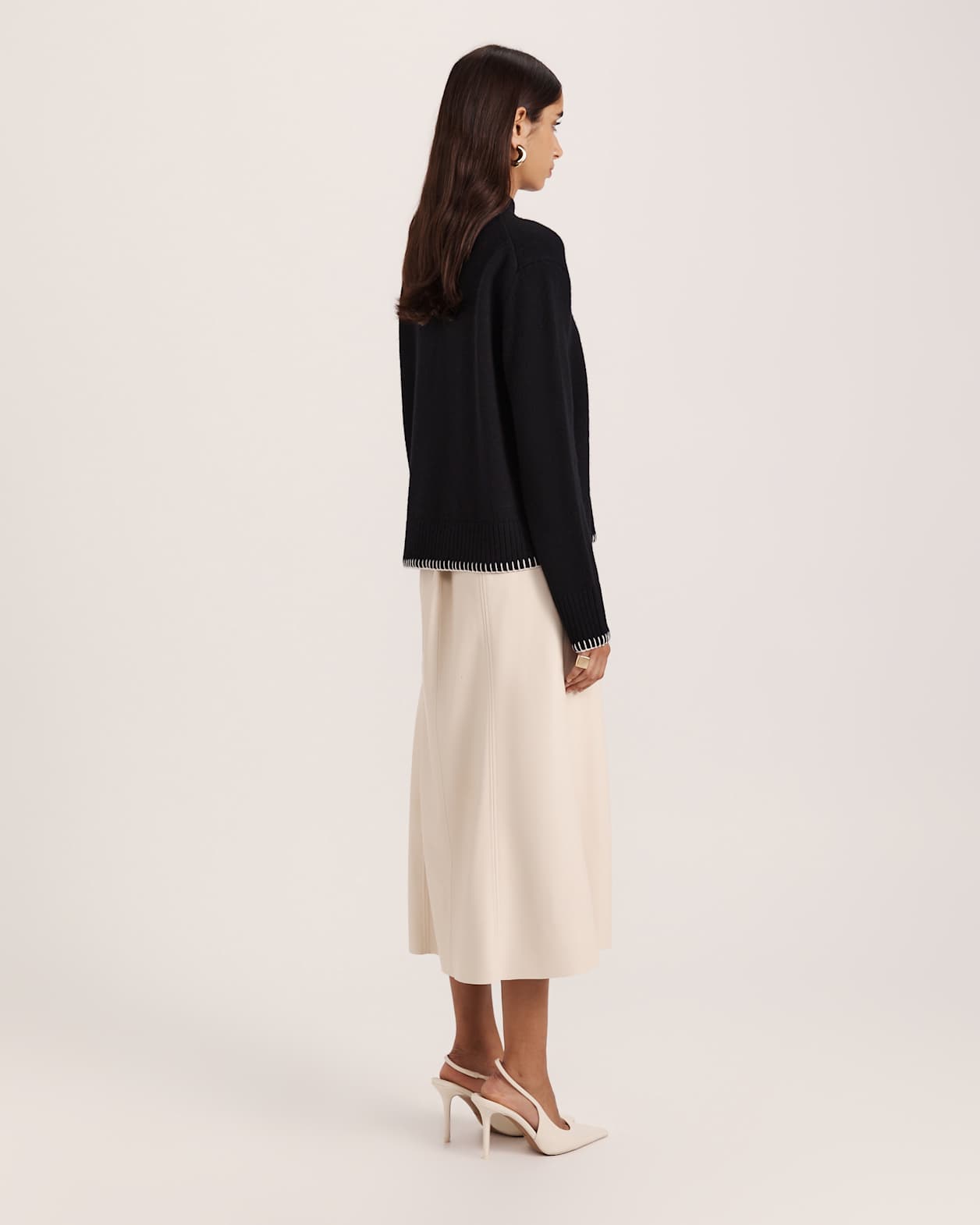 Claudia Stitched Edge Wool Sweater in BLACK/WHITE