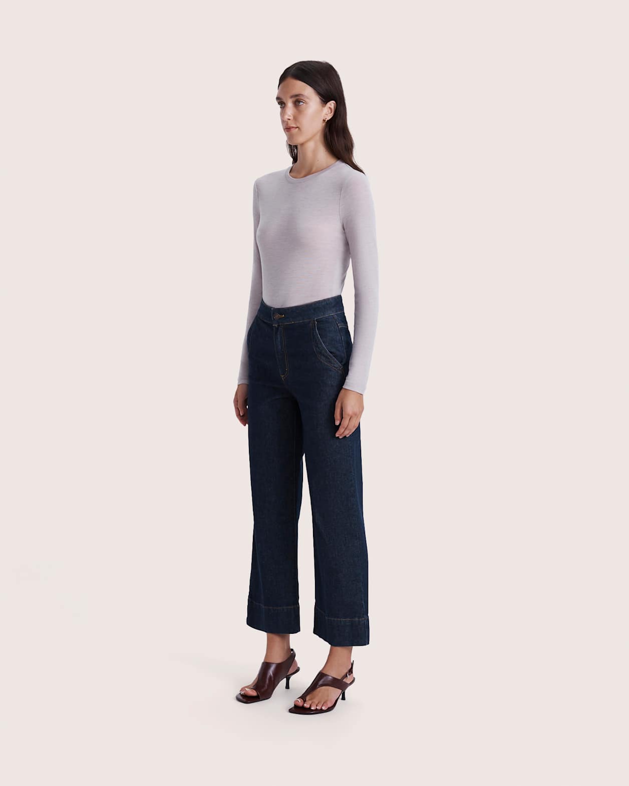 Ava Cropped Wide Leg Jean in BLUE/BLACK WASH