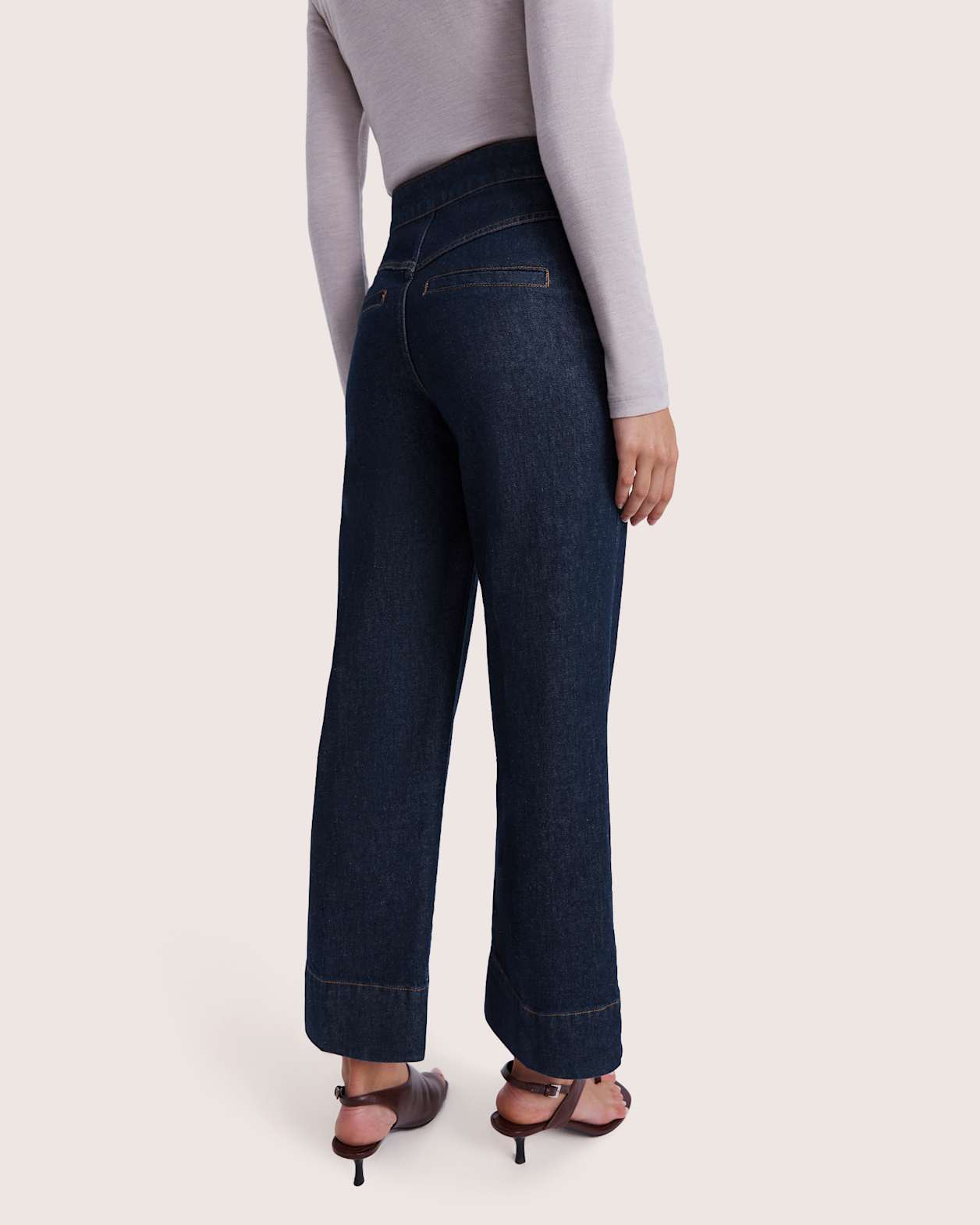 Ava Cropped Wide Leg Jean in BLUE/BLACK WASH