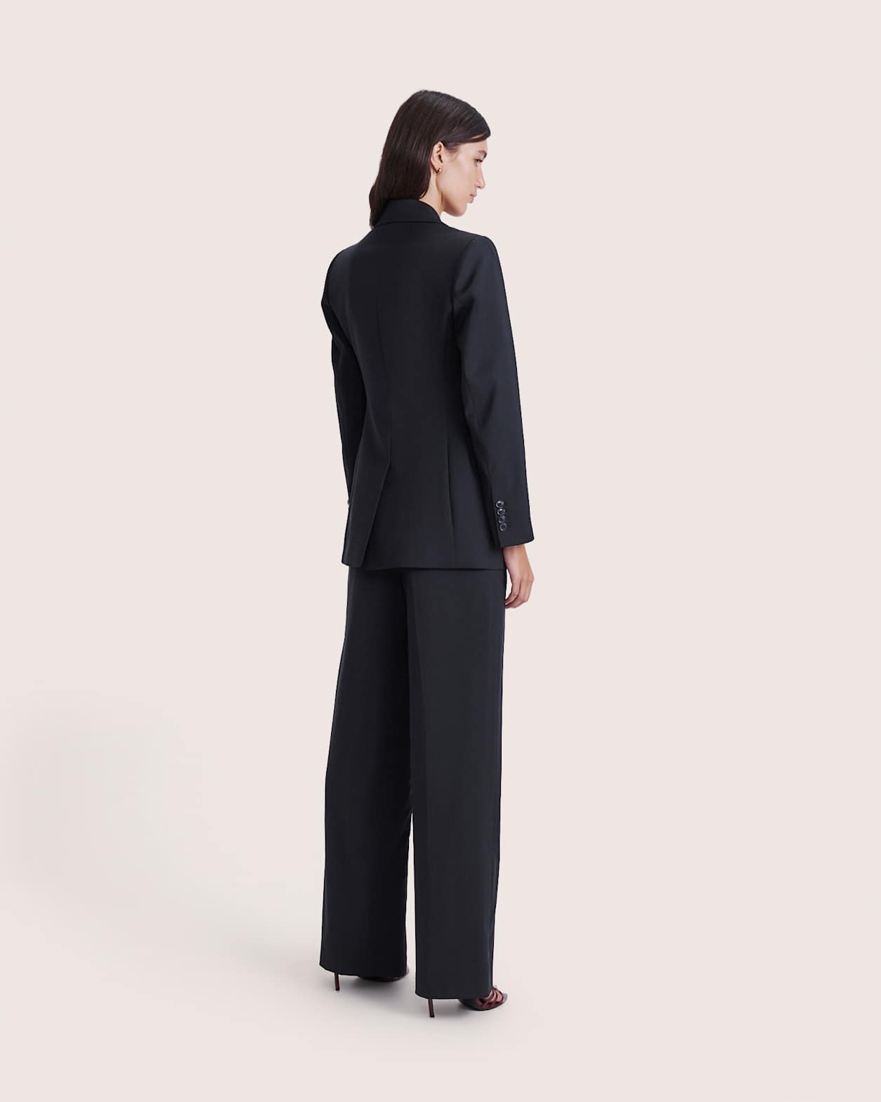 Suki Classic Wool Blazer in BLACK