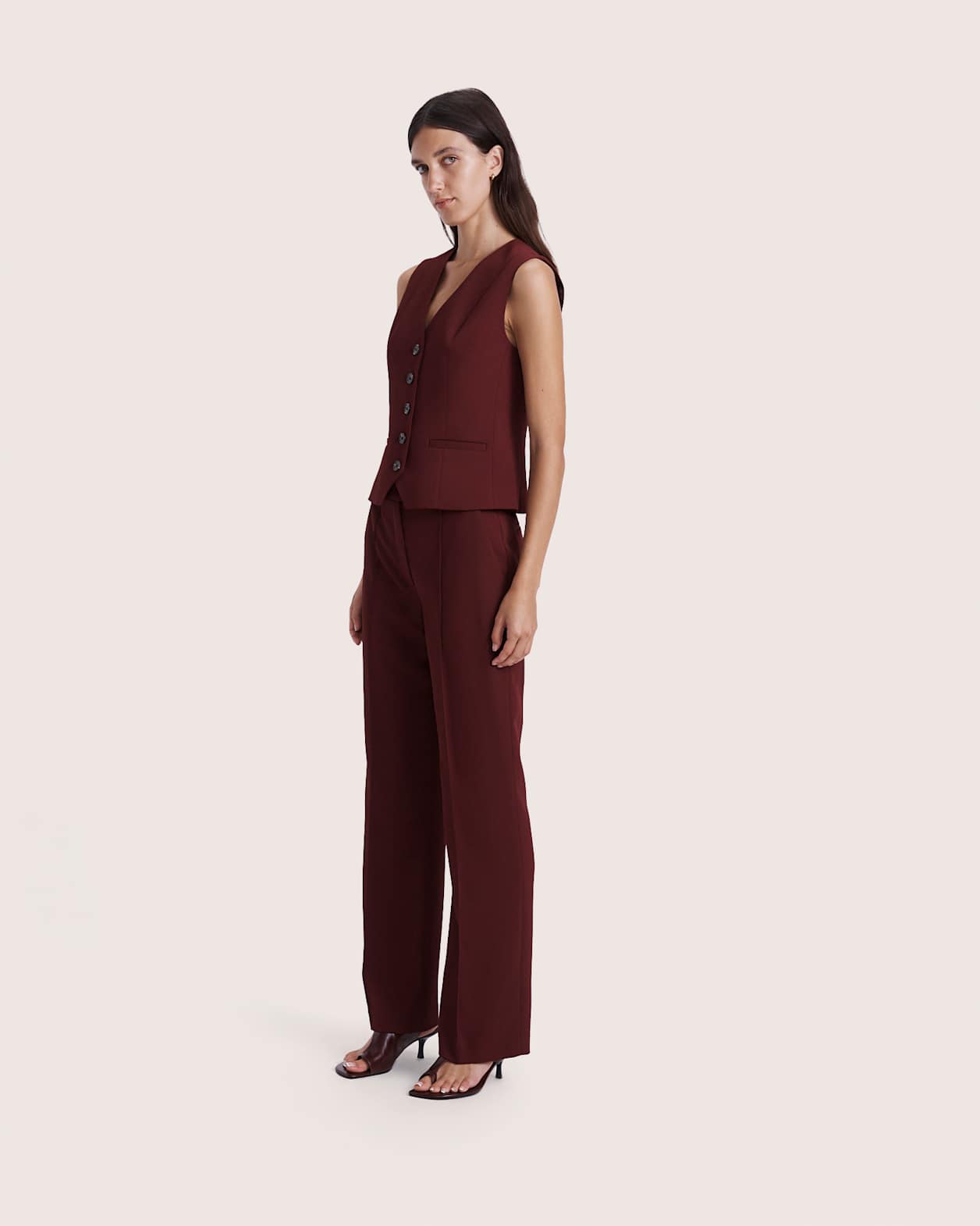 Dharma Vest in BERRY