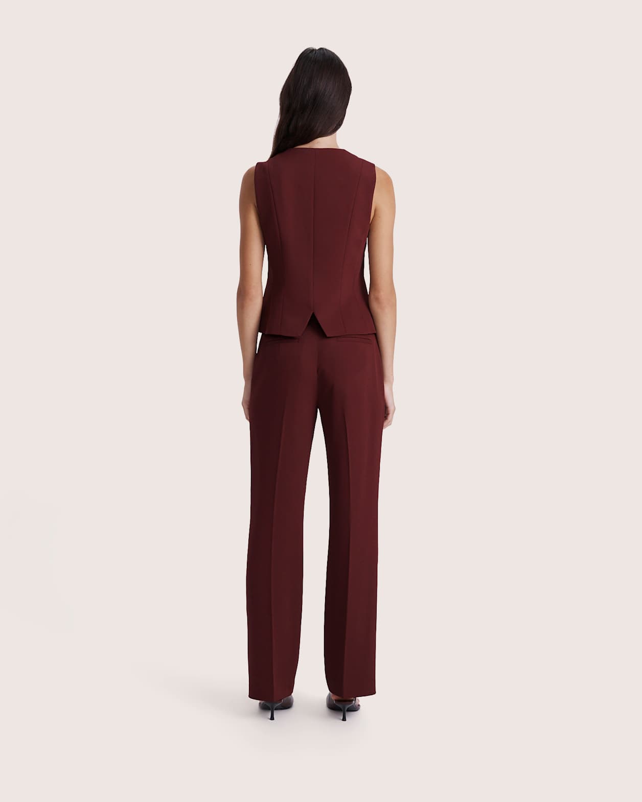 Dharma Vest in BERRY